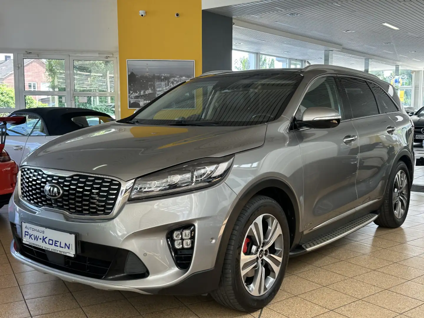 Kia Sorento 2.2CRDi Edition 4WD*KAMERA*NAVi*LED*7SiTZ Grau - 1