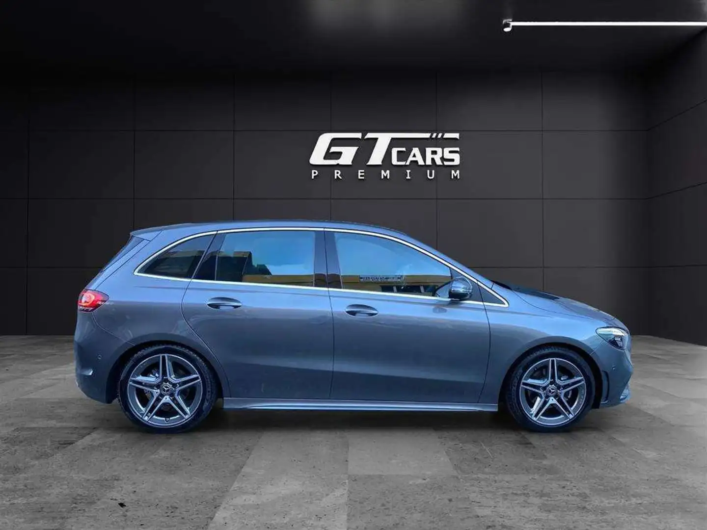 Mercedes-Benz B 180 AMG Gri - 2
