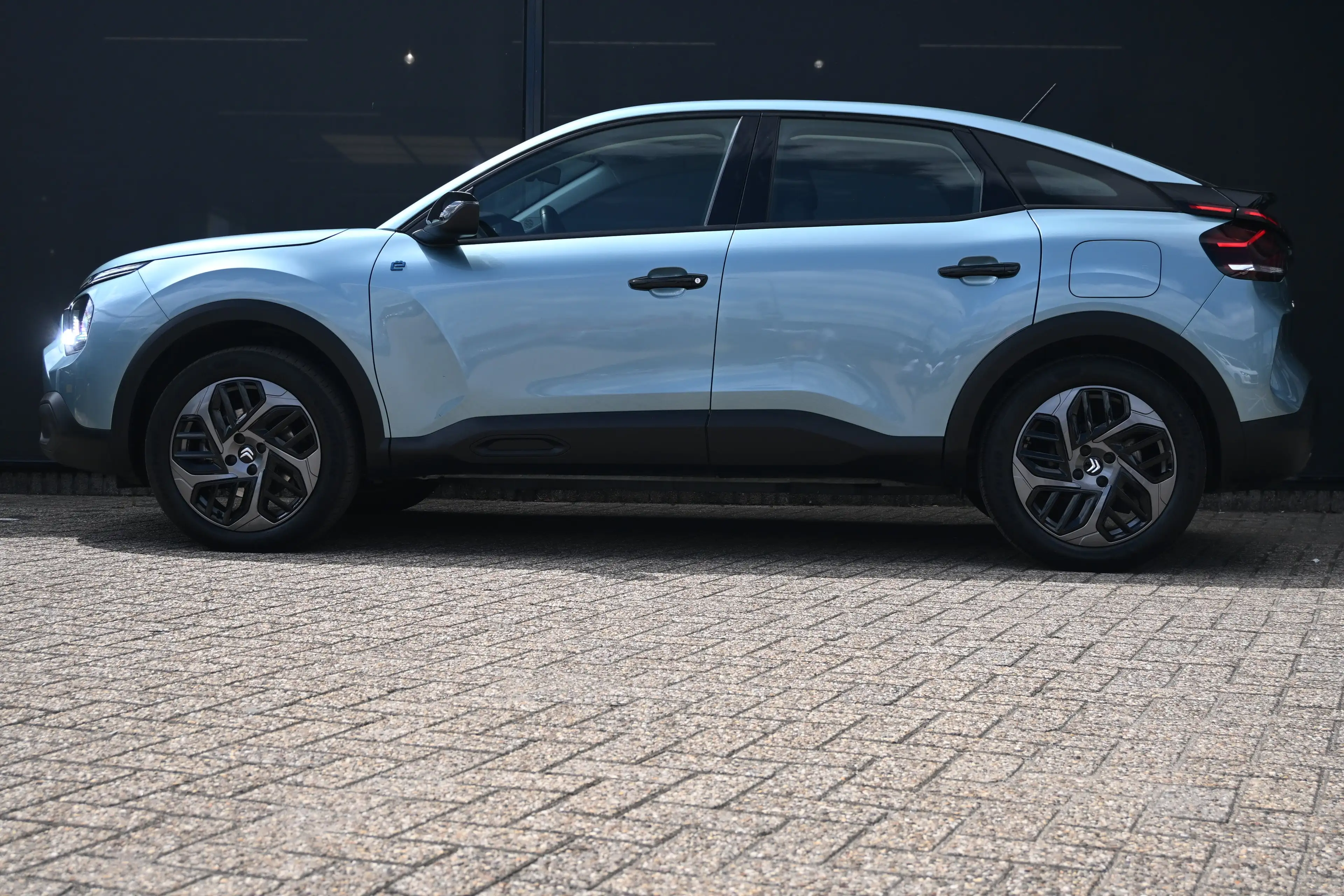 Citroen E-C4 Electric You 50 kWh 3 Fase | Navigatie by App | Achteruitri — photo 4