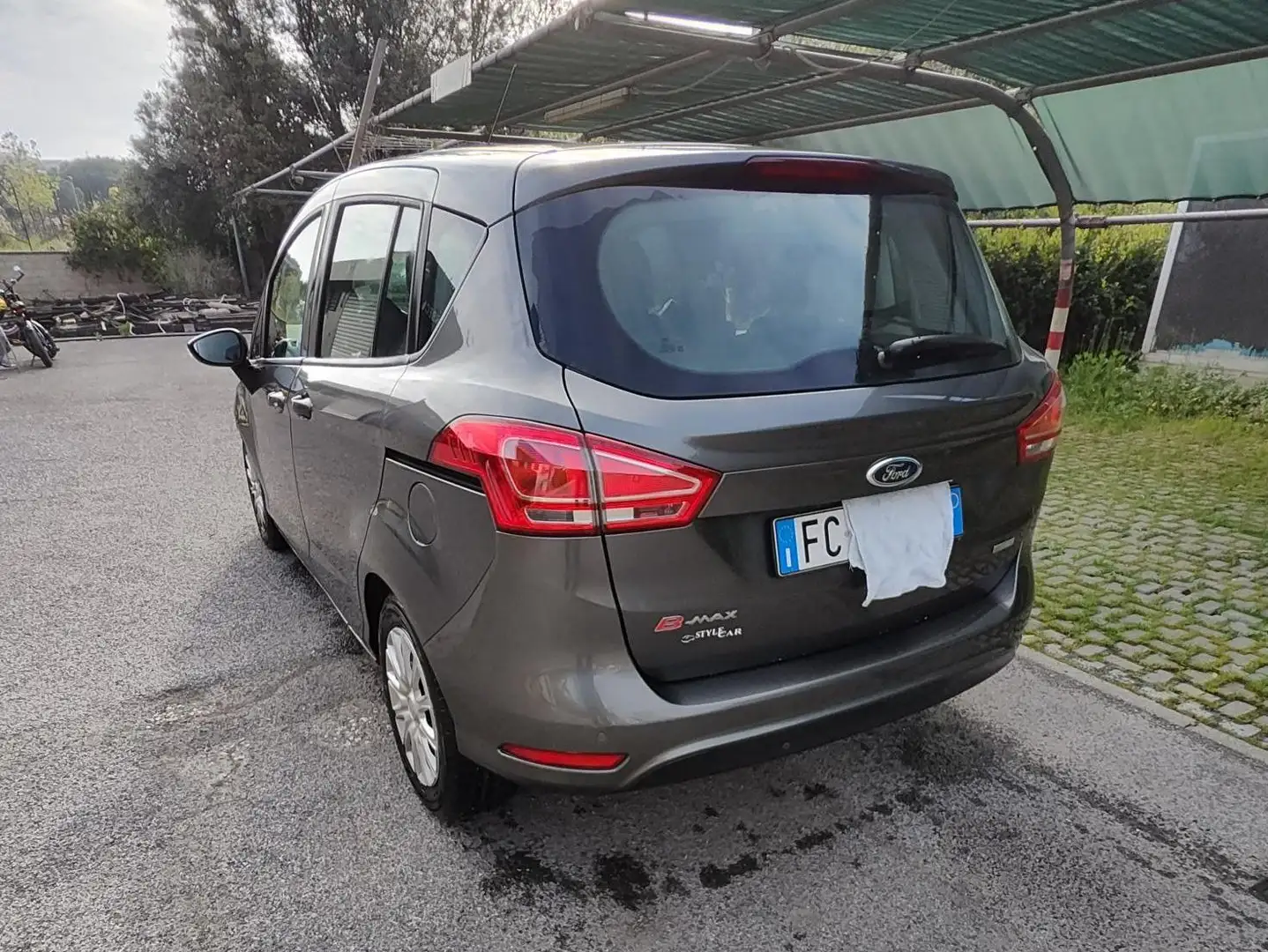 Ford B-Max B-Max+1.0+ecoboost+Business+Titanium+100cv+E6 Grigio - 2