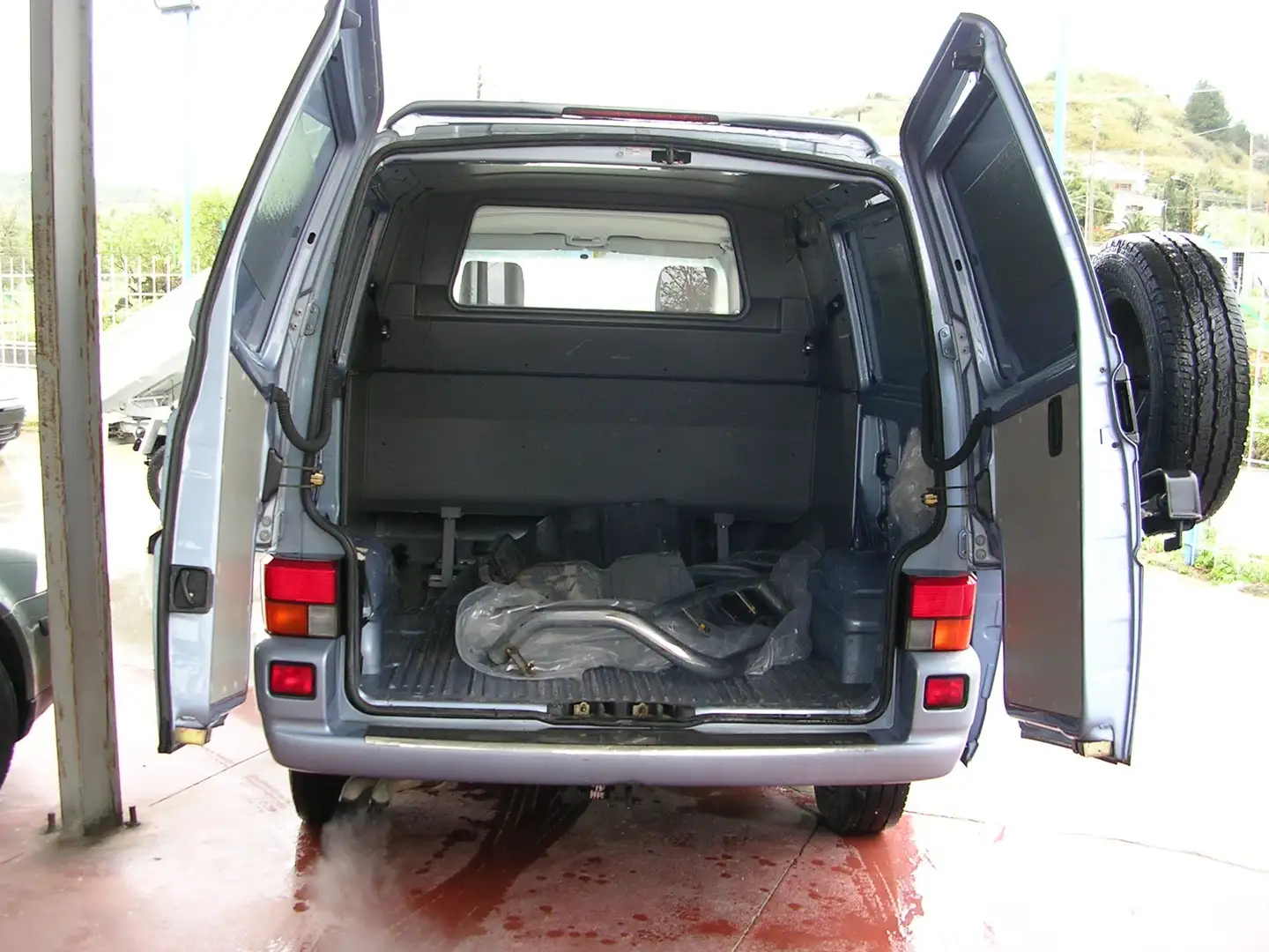 Volkswagen T4 Multivan Multivan 2.5 tdi c/2airbag,abs syncro 102cv Blauw - 2