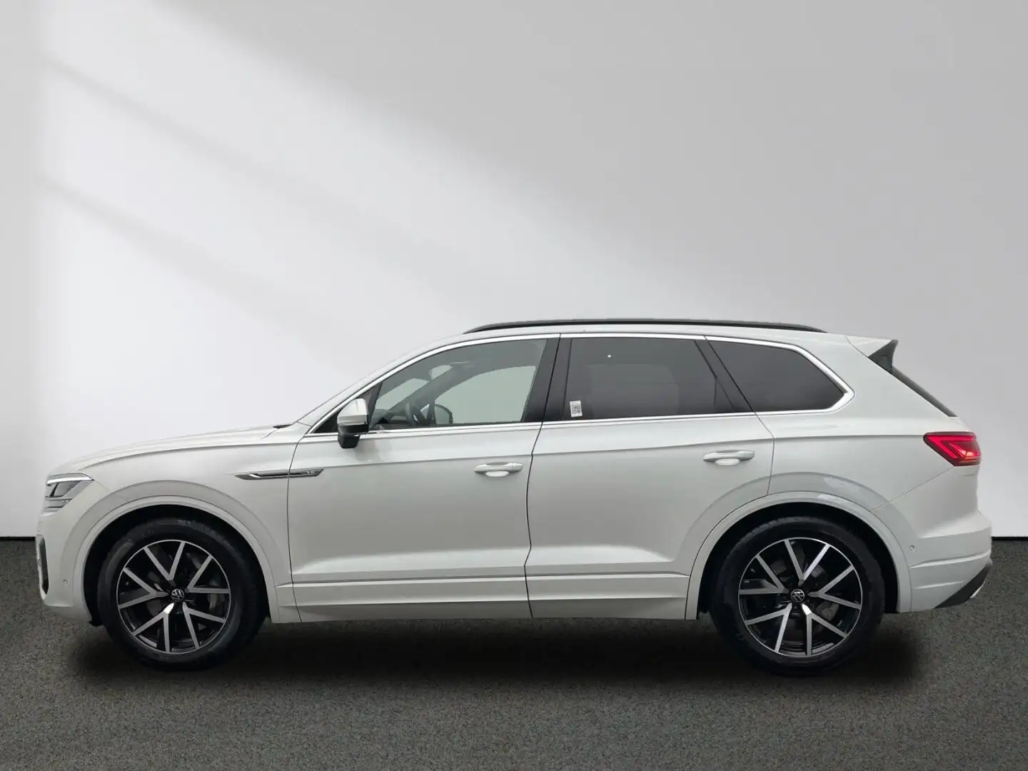 Volkswagen Touareg R-Line 4.0 TDI V8 4M CarPlay Matrix Pano Weiß - 2