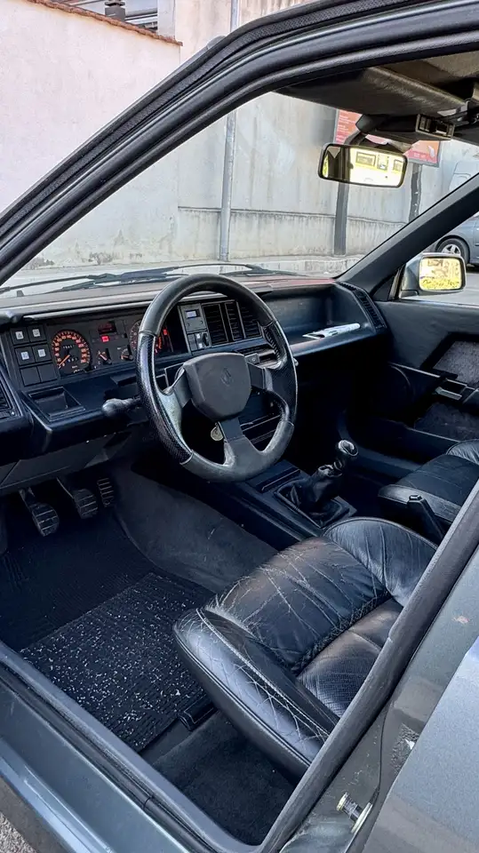 Renault R 21 2L Turbo ABS, foto 7