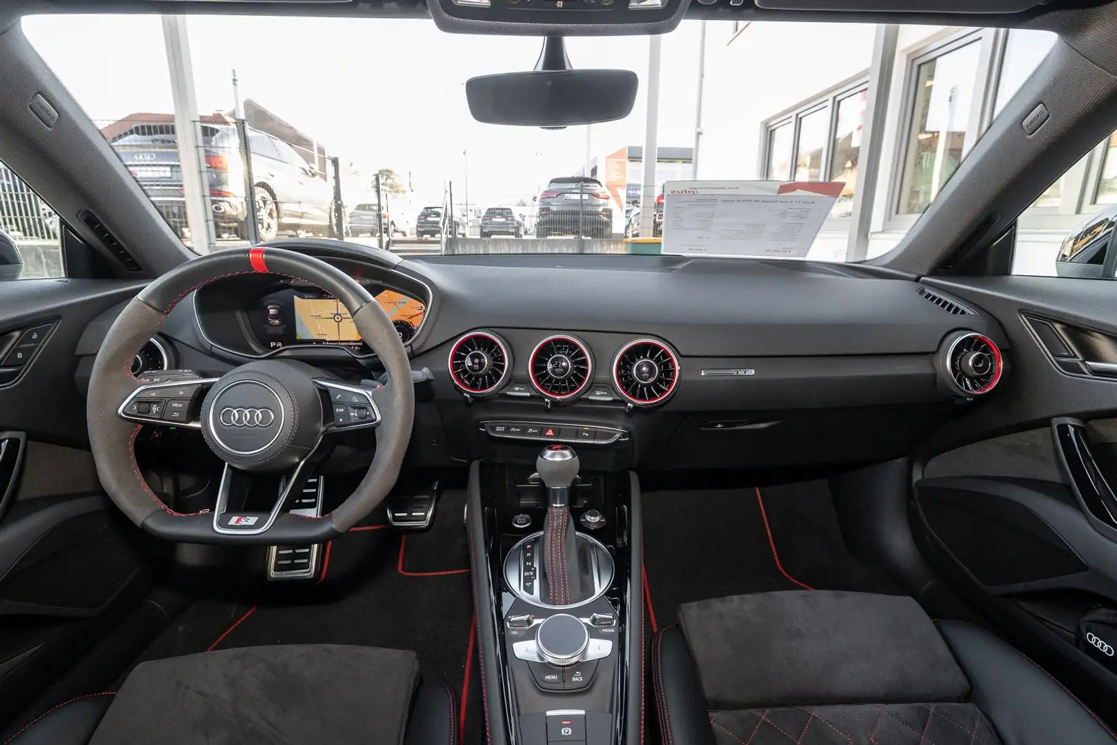 Audi TT S line Coupé 40 TFSI S tr.(LED,Navi+,KS,sound) bijela - 2