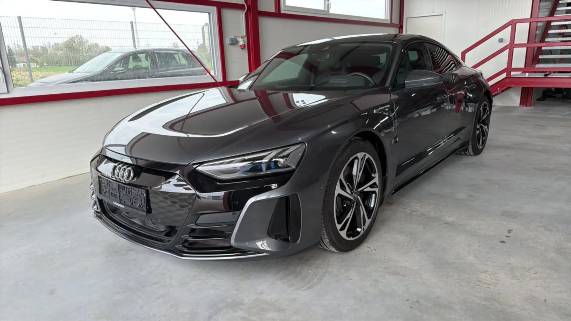 Audi e-tron GT quattro Grau - 2