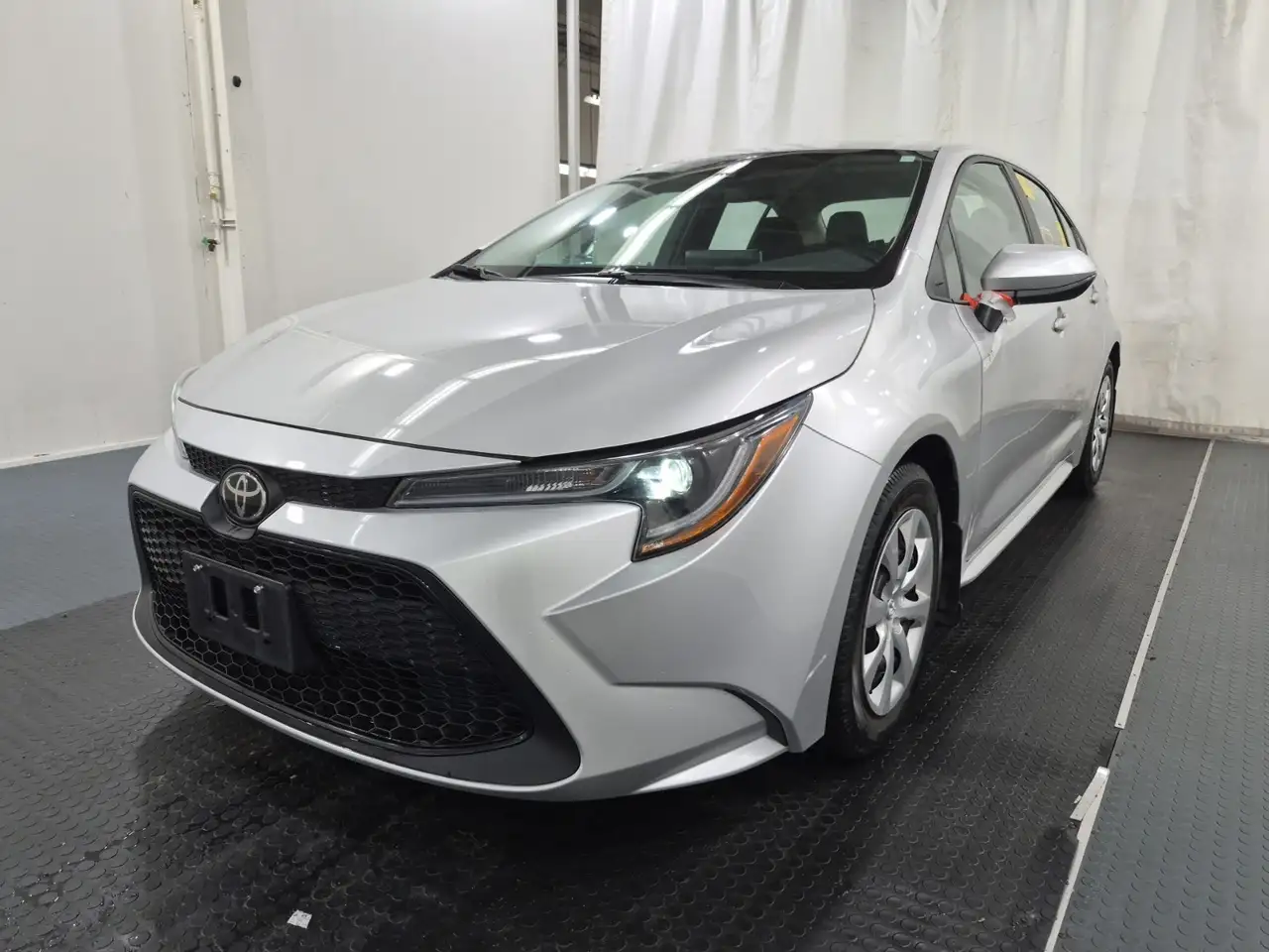 Toyota Corolla снимка Toyota Corolla