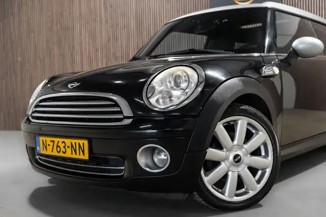 Mini Clubman view 2