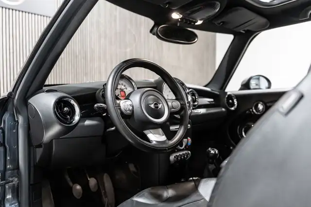 Mini Clubman view 11