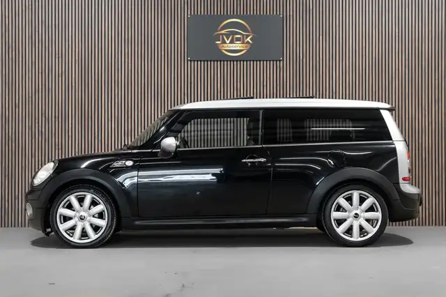 Mini Clubman view 8