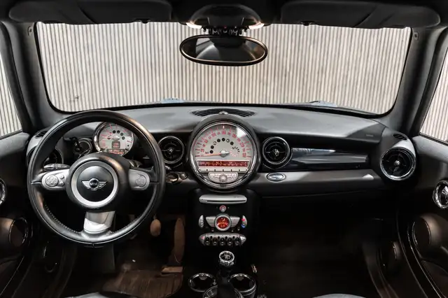 Mini Clubman view 15