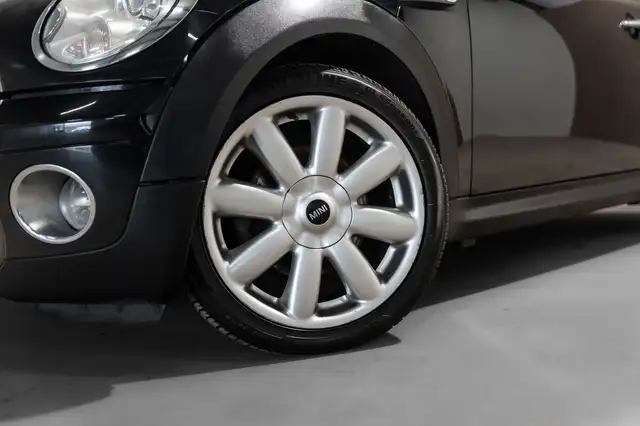 Mini Clubman view 3