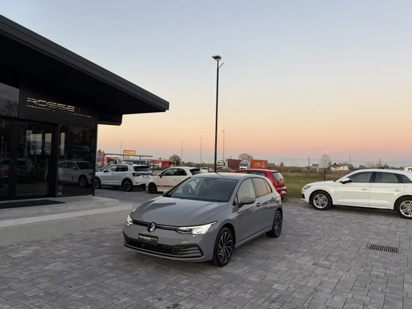 Volkswagen Golf 2.0 TDI DSG ANCHE PER NEOPATENTATI Gris - 1