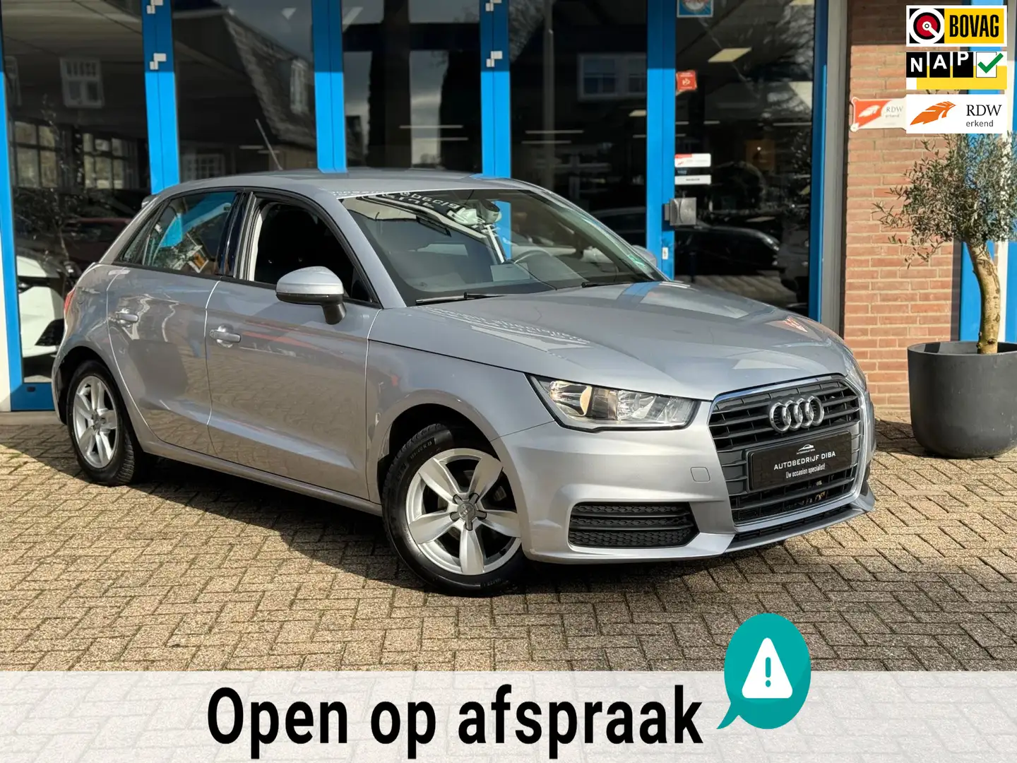 Audi A1 Sportback 1.4 TDI Design Pro Line Plus 2016 NAVI N Grau - 1
