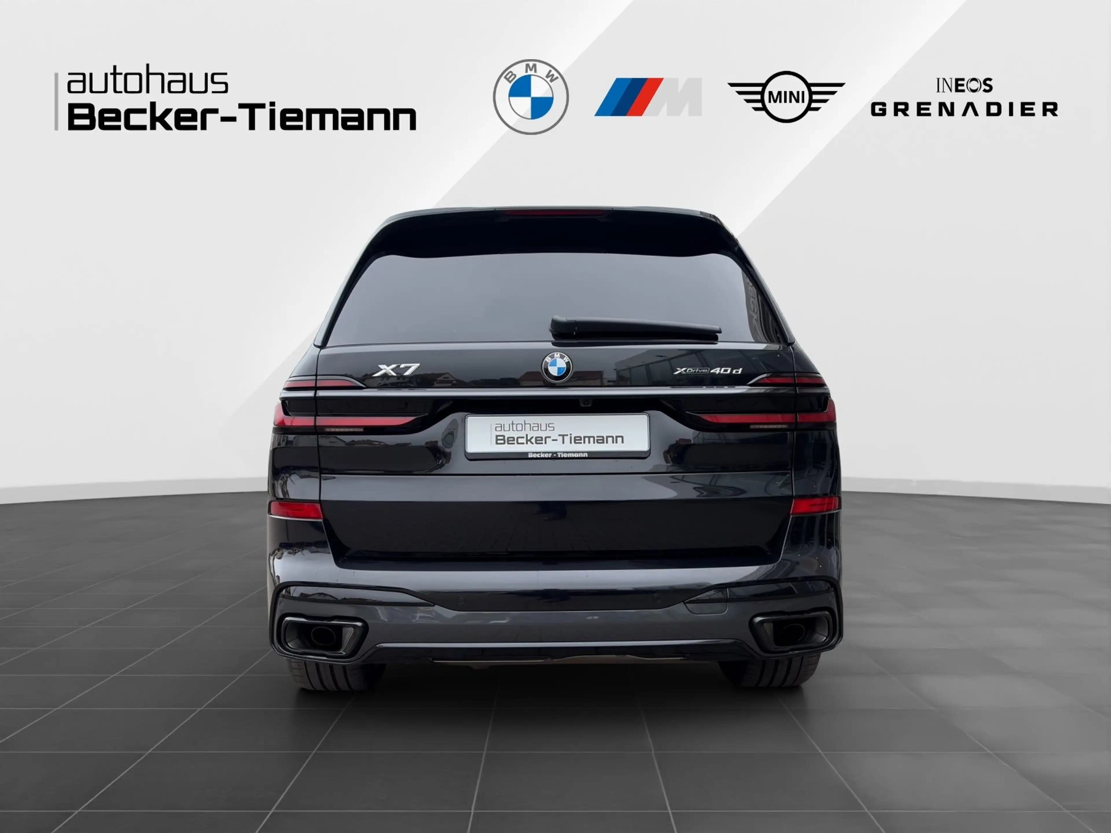 BMW X7 xDrive40d | M Sport Pro| Integral| Sky Lounge| UPE — photo 5