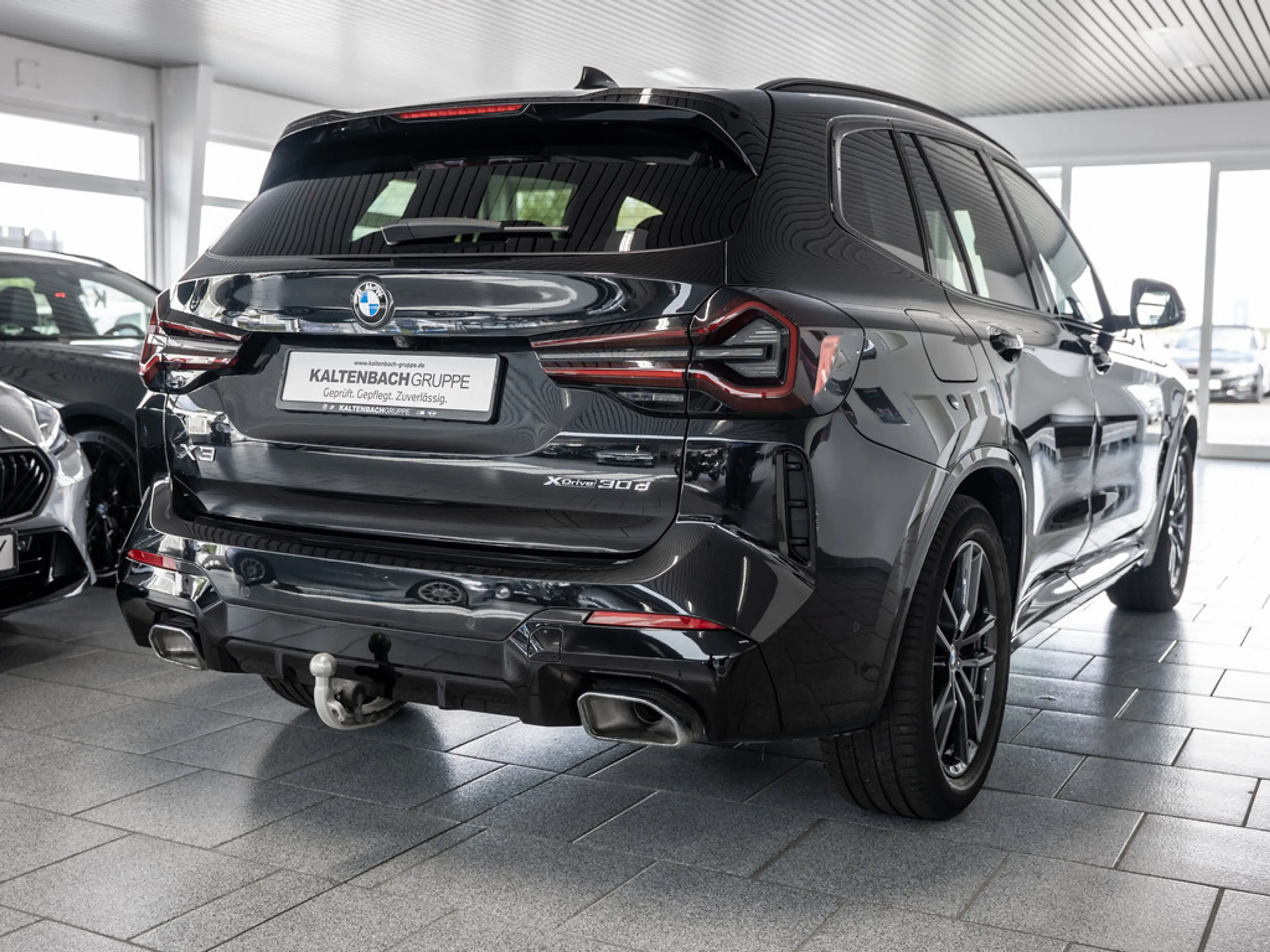 BMW X3 xDrive 30d M-Sport FACEL. PANO AHK HUD LED — photo 5