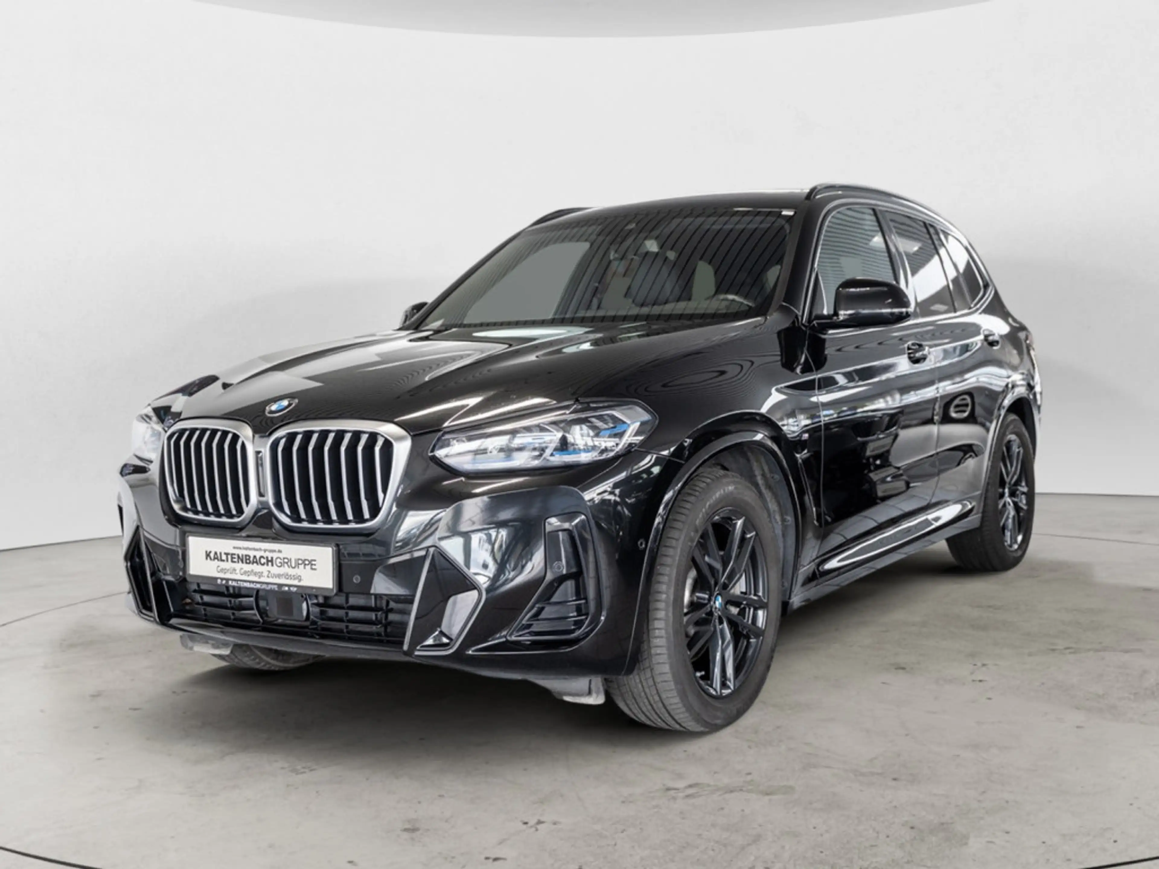 BMW X3 xDrive 30d M-Sport FACEL. PANO AHK HUD LED — photo 2
