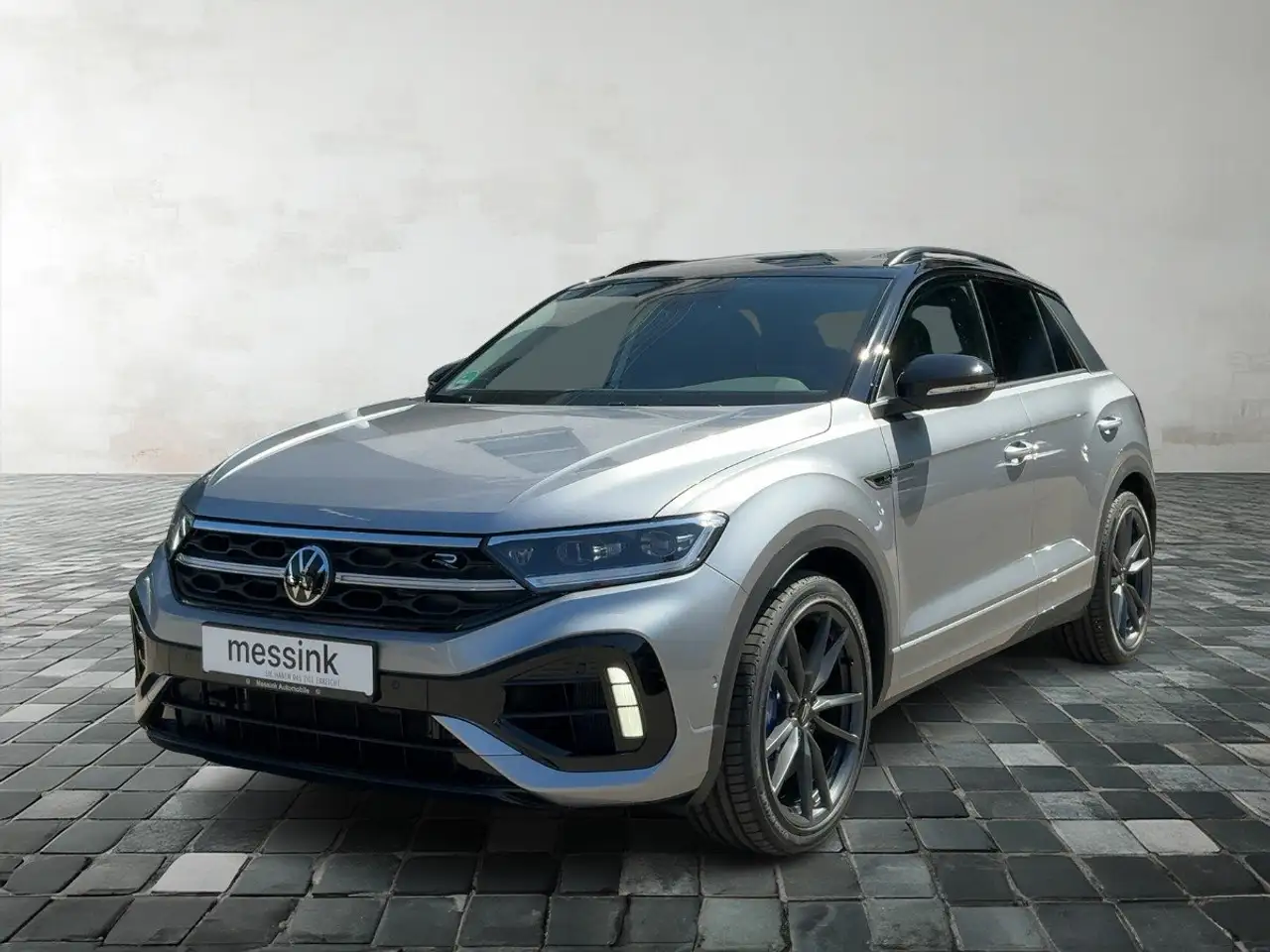 Volkswagen T-Roc R 2.0 TSI 4MOTION DSG Akra DiscoPro Leder 2