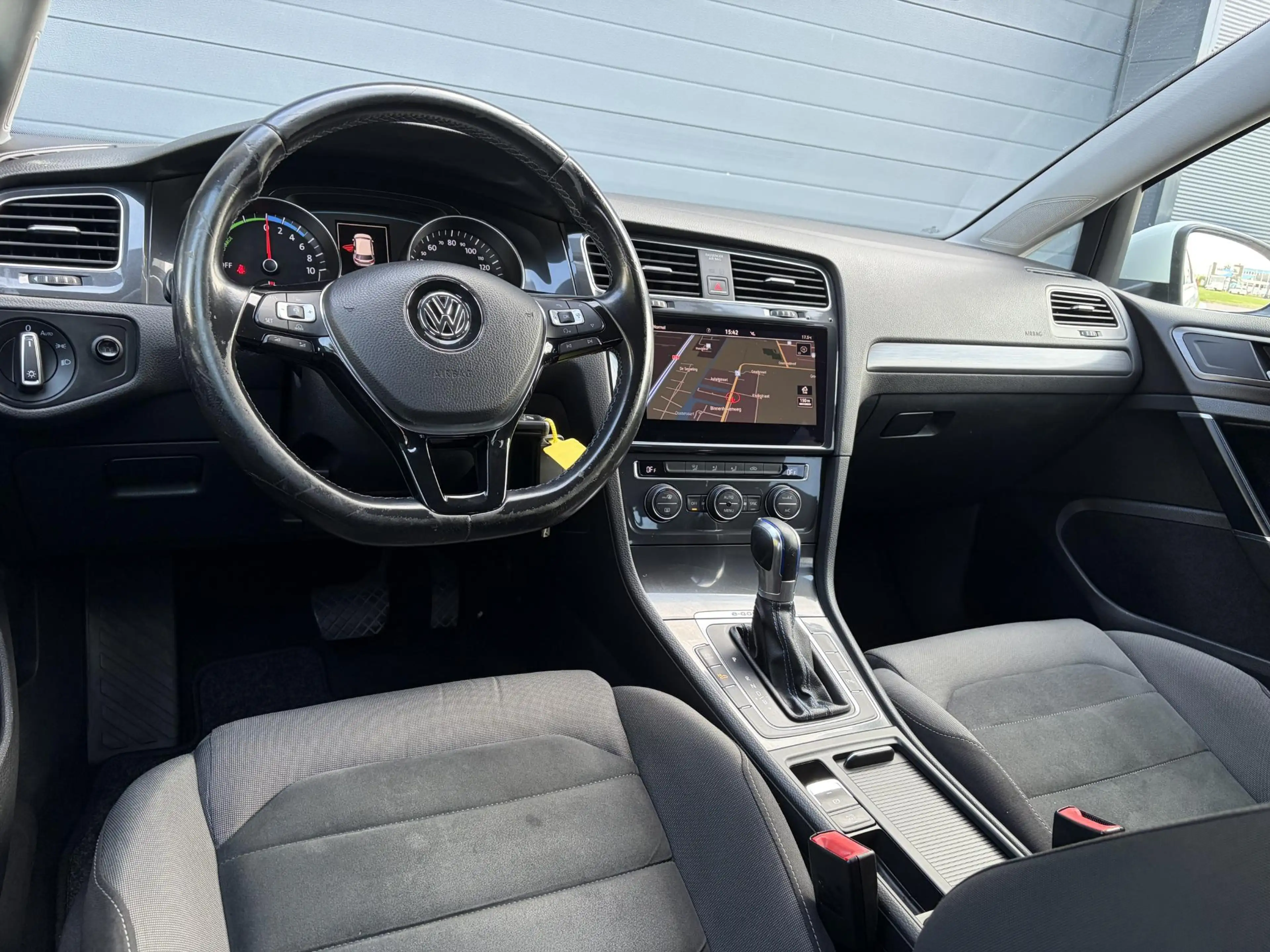 Volkswagen e-Golf e-Golf ✓SOH 84,55%✓Carplay✓Navi✓LED✓Clima✓Cruise✓P — photo 11