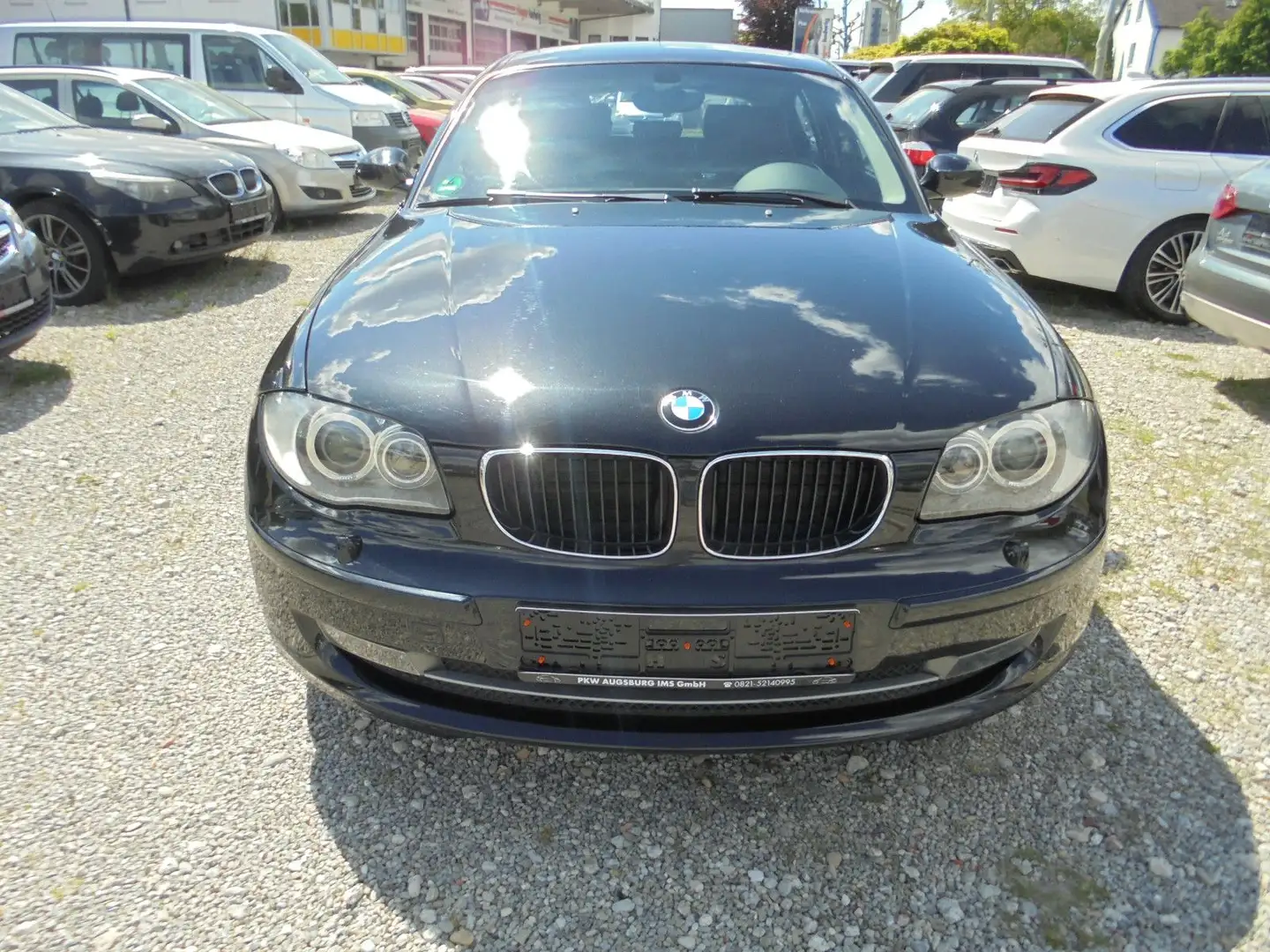 BMW 116 i ~ Leder ~ Xenon ~ 1.Hand ~ Scheckheft BMW ~ Schwarz - 2