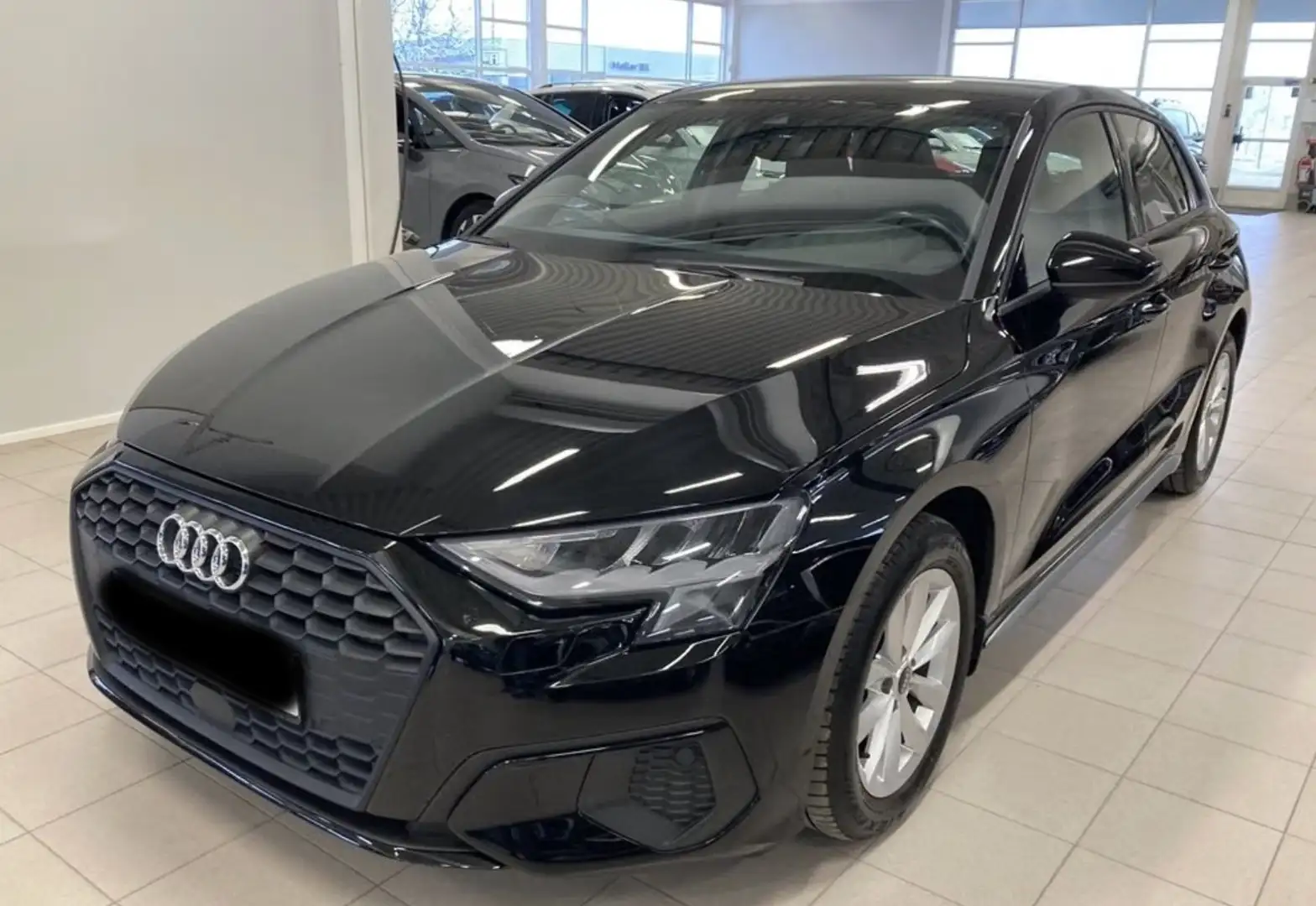 Audi A3 Sportback 35 TFSI Carplay+LED Schwarz - 2