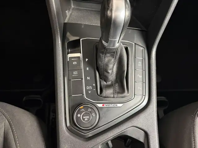 Volkswagen Tiguan view 15