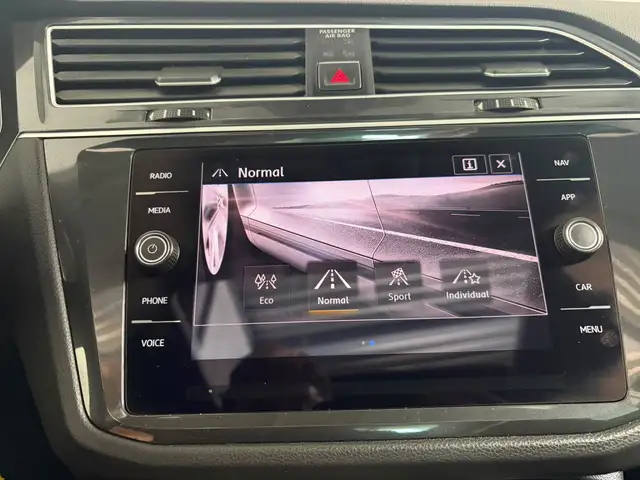 Volkswagen Tiguan view 27