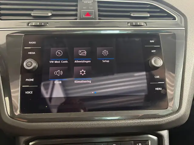 Volkswagen Tiguan view 25