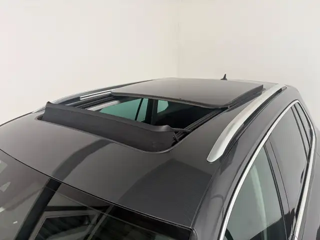 Volkswagen Tiguan view 30