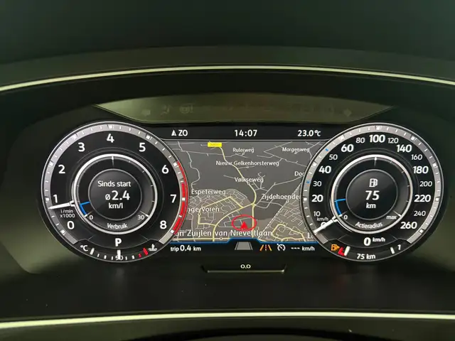 Volkswagen Tiguan view 17