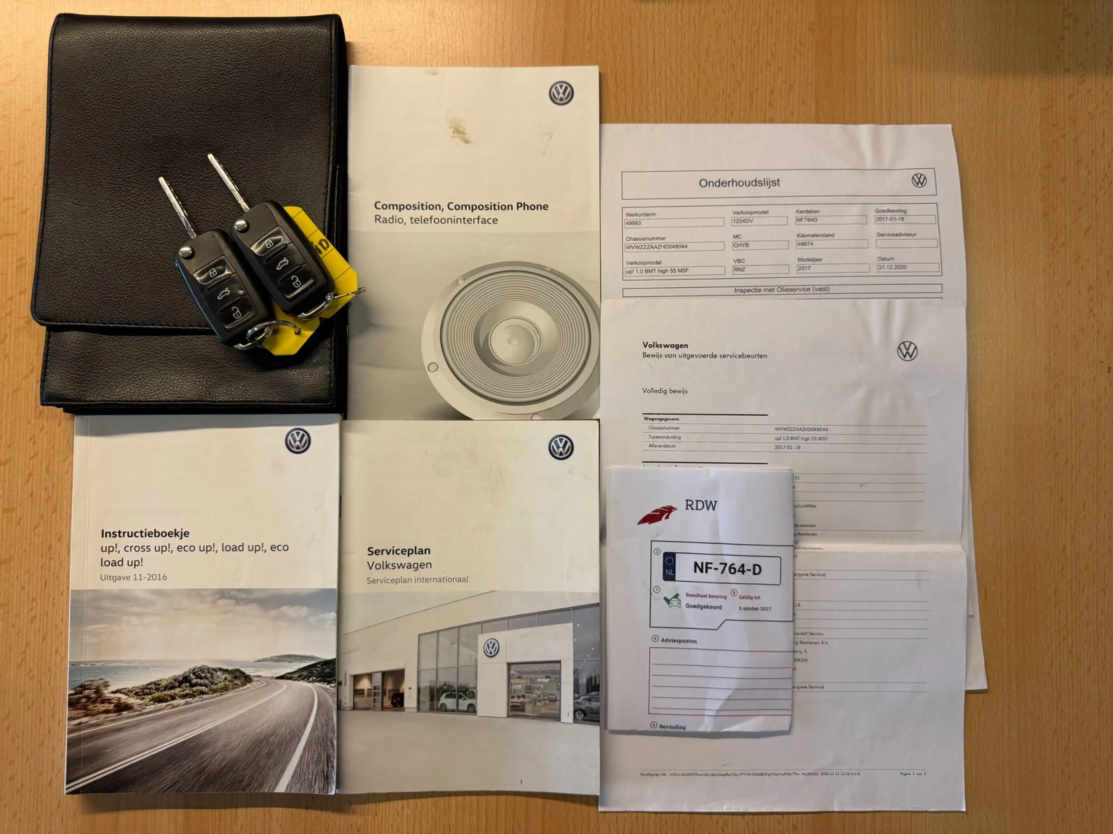 Volkswagen up! 1.0 BMT high up! COLOR / LM / MISTLAMPEN / CRUISE — photo 45