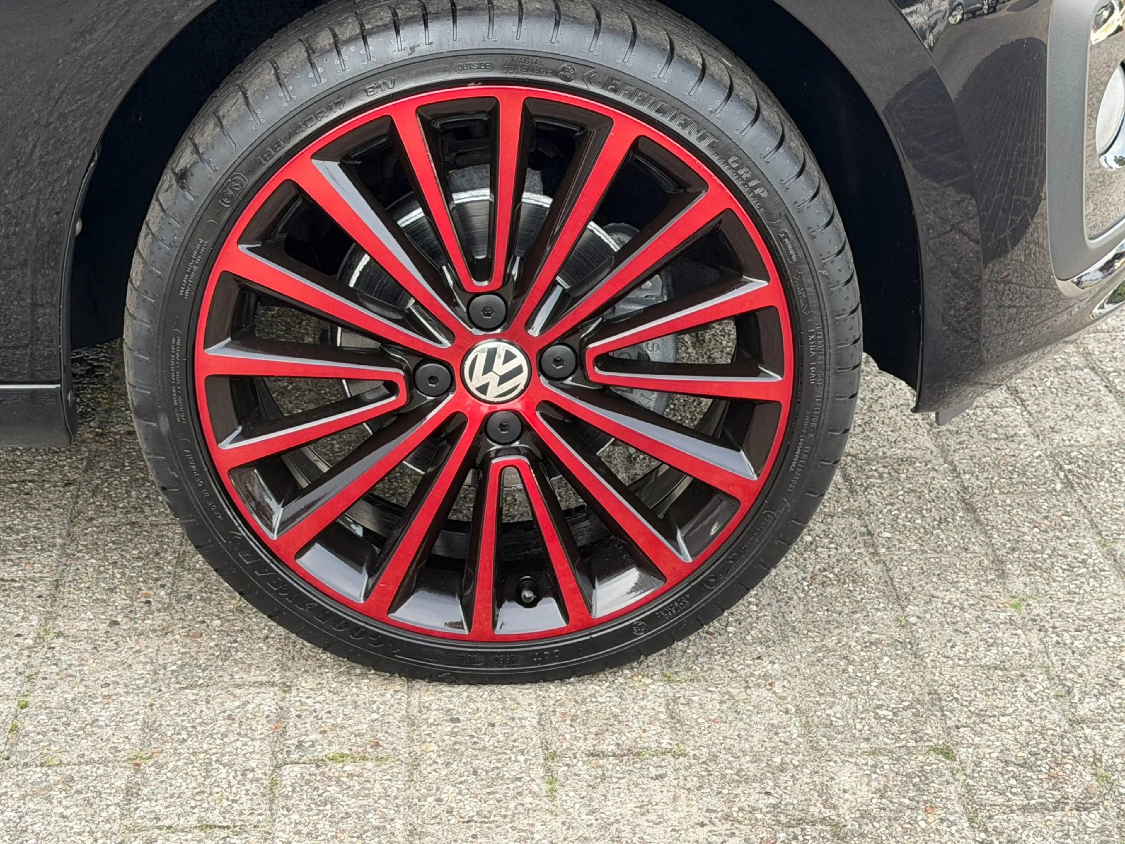 Volkswagen up! 1.0 BMT high up! COLOR / LM / MISTLAMPEN / CRUISE — photo 13