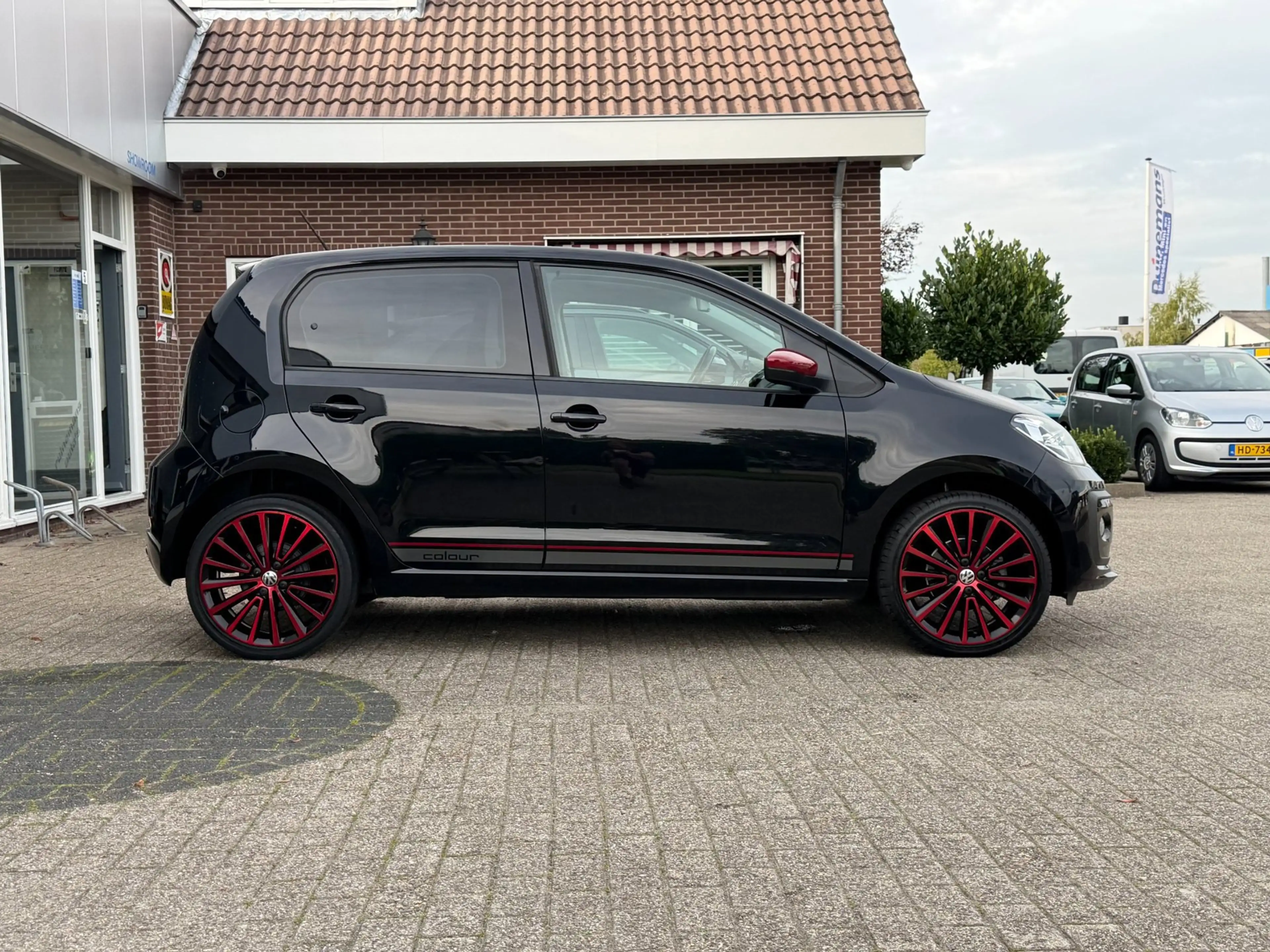 Volkswagen up! 1.0 BMT high up! COLOR / LM / MISTLAMPEN / CRUISE — photo 4