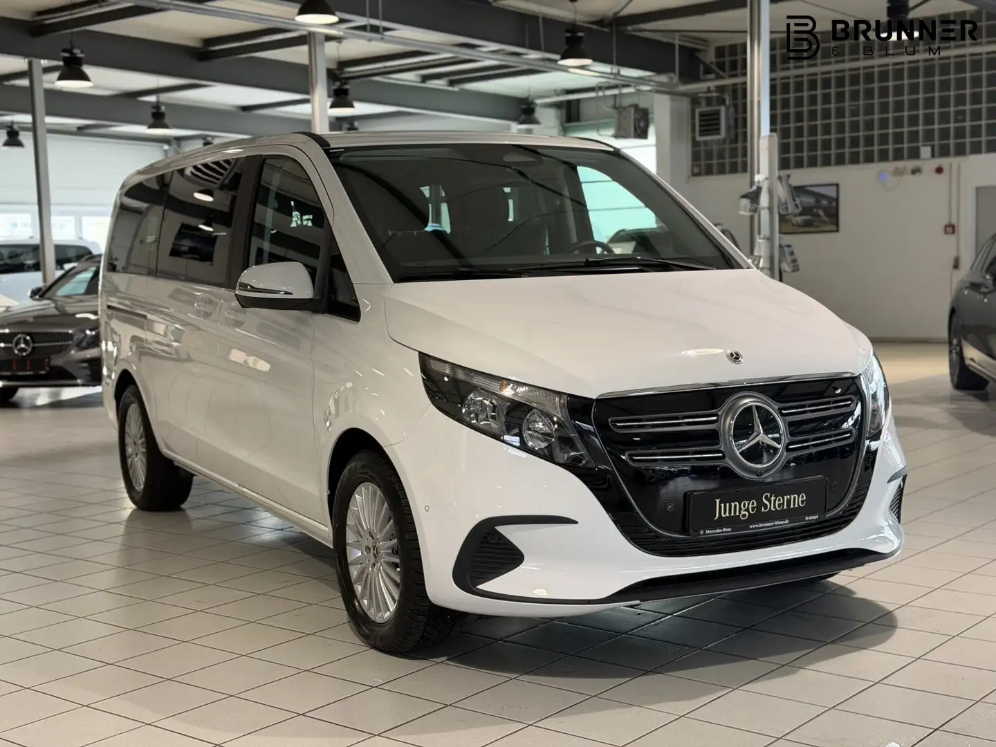 Mercedes-Benz EQV 250 EQV 250 Lang Distronic,Widescreen,Kamera,Totw., Beyaz - 2
