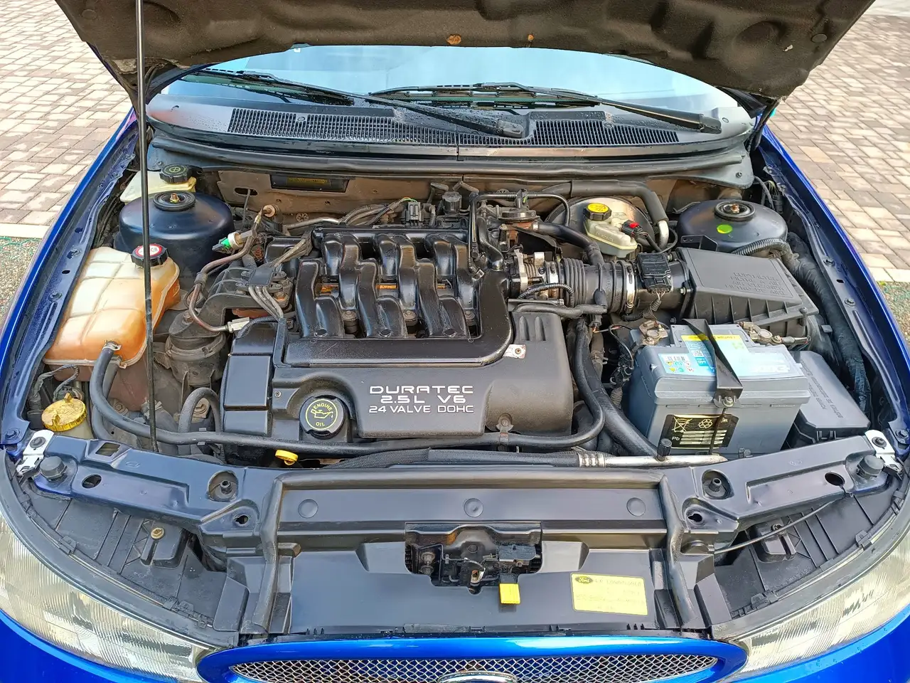 Ford Mondeo SW 2.5 V6 ST200, foto 7