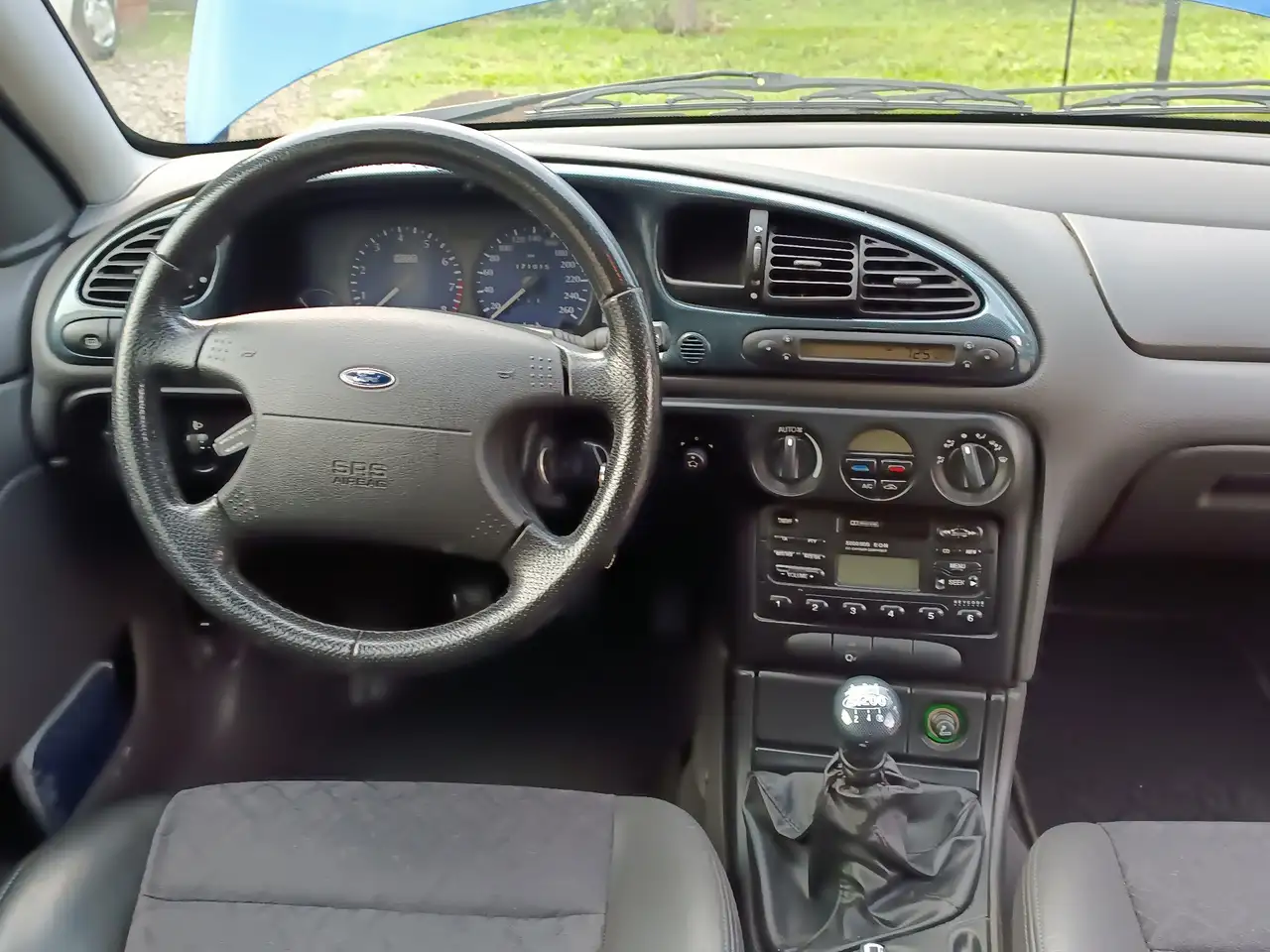Ford Mondeo SW 2.5 V6 ST200, foto 5
