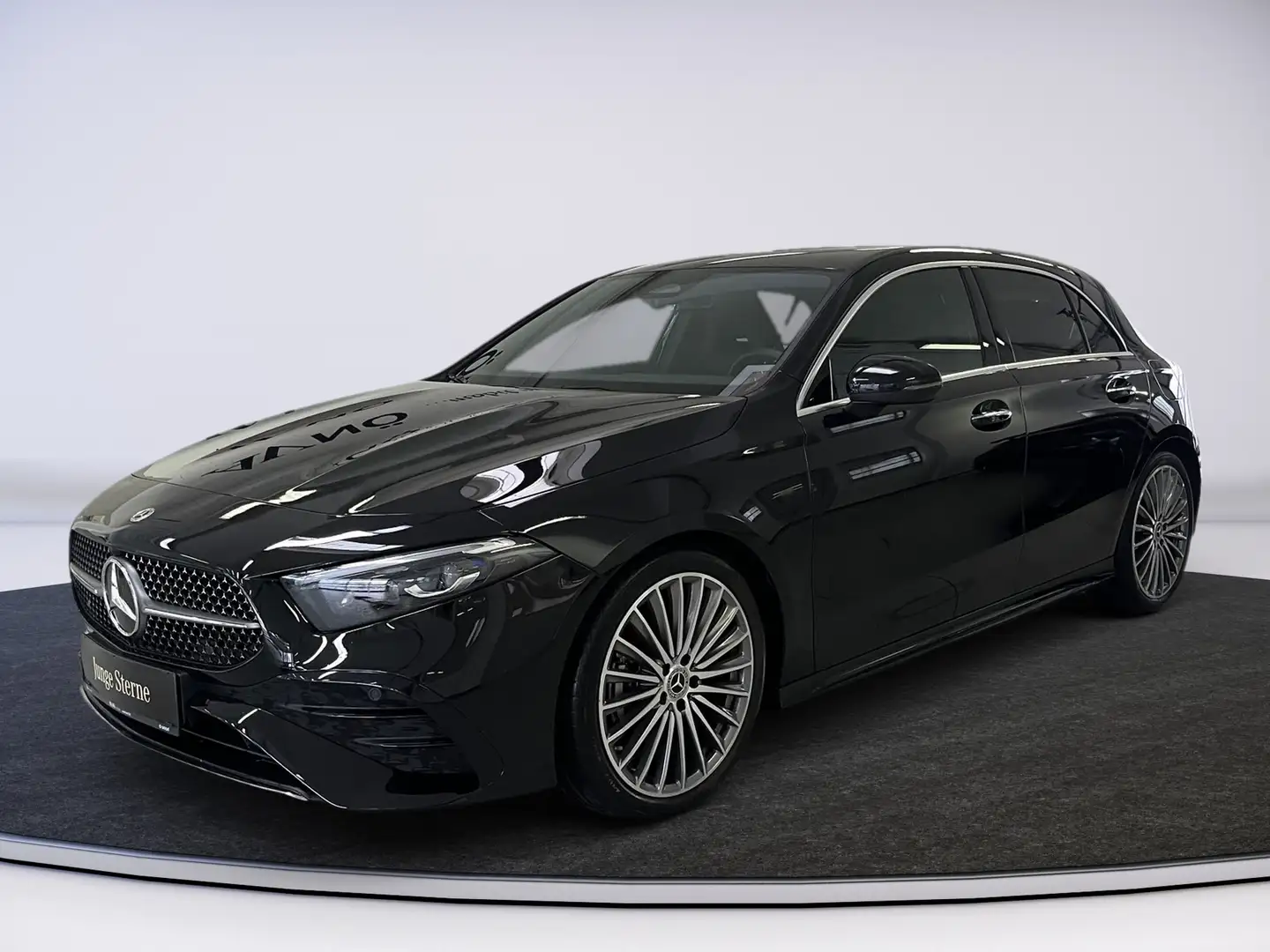 Mercedes-Benz A 180 d Kompaktlimousine Navi Kamera AMG Noir - 2