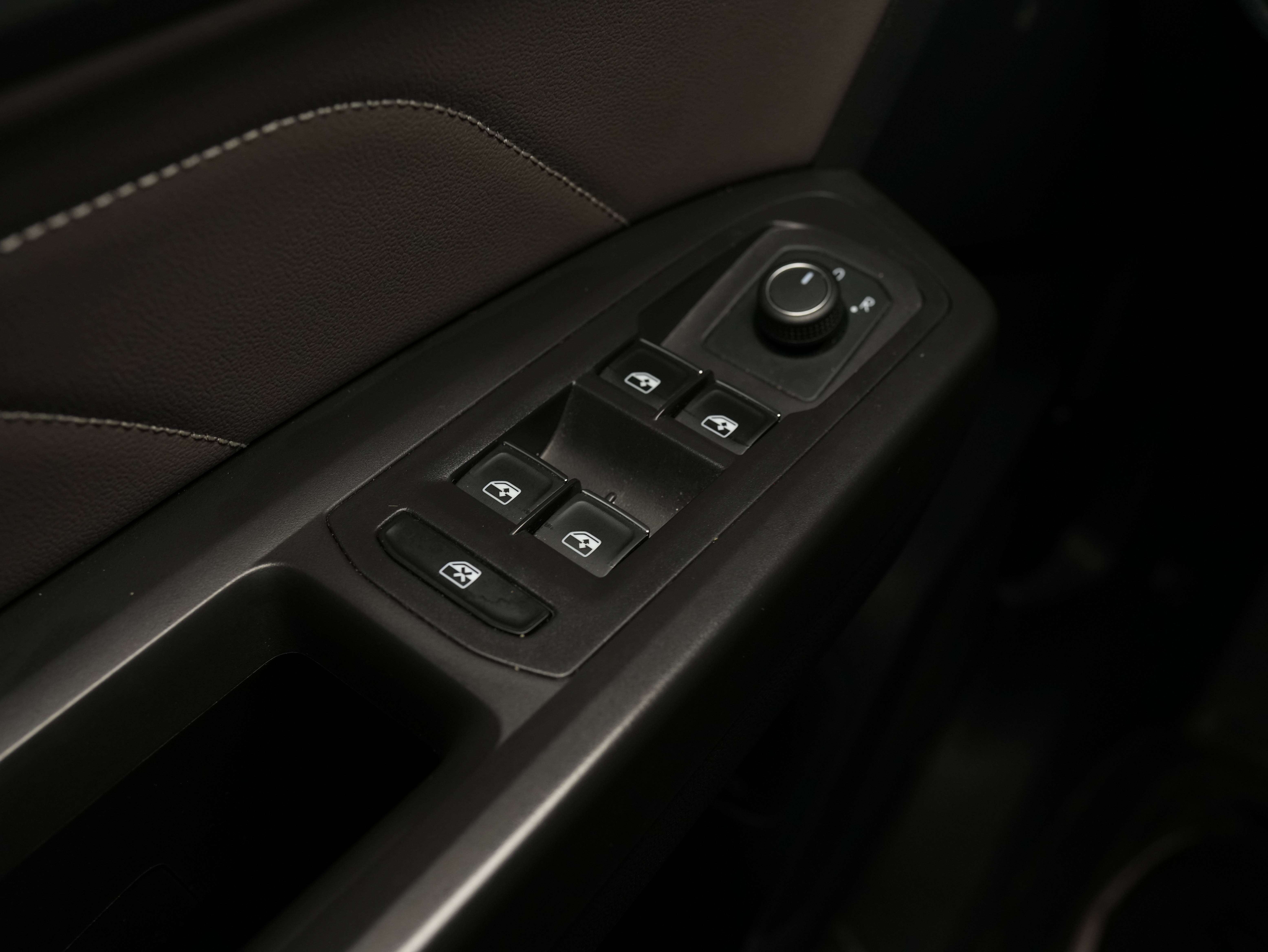 used 2023 Volkswagen Atlas car, priced at $33,900