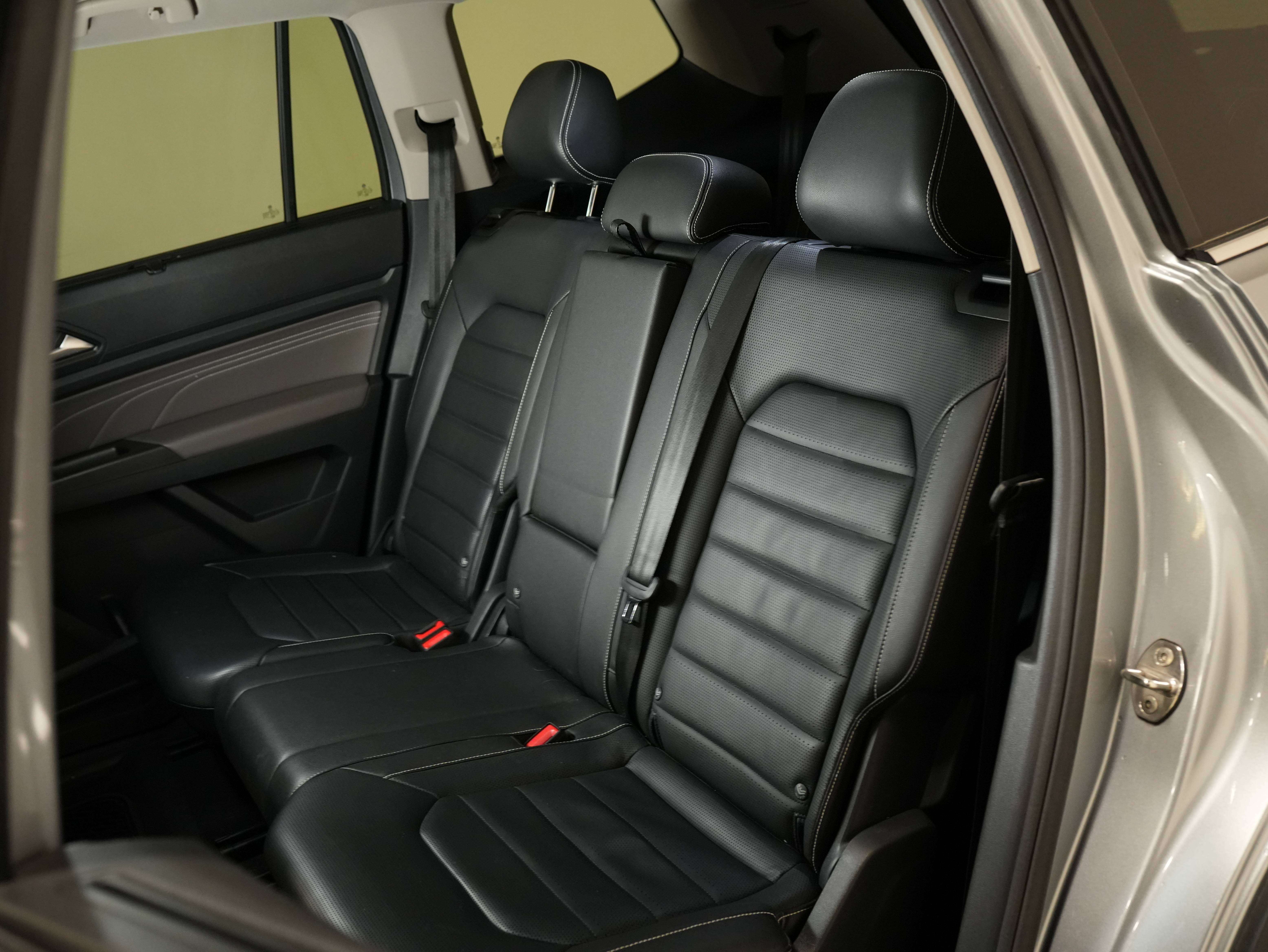 used 2023 Volkswagen Atlas car, priced at $33,900