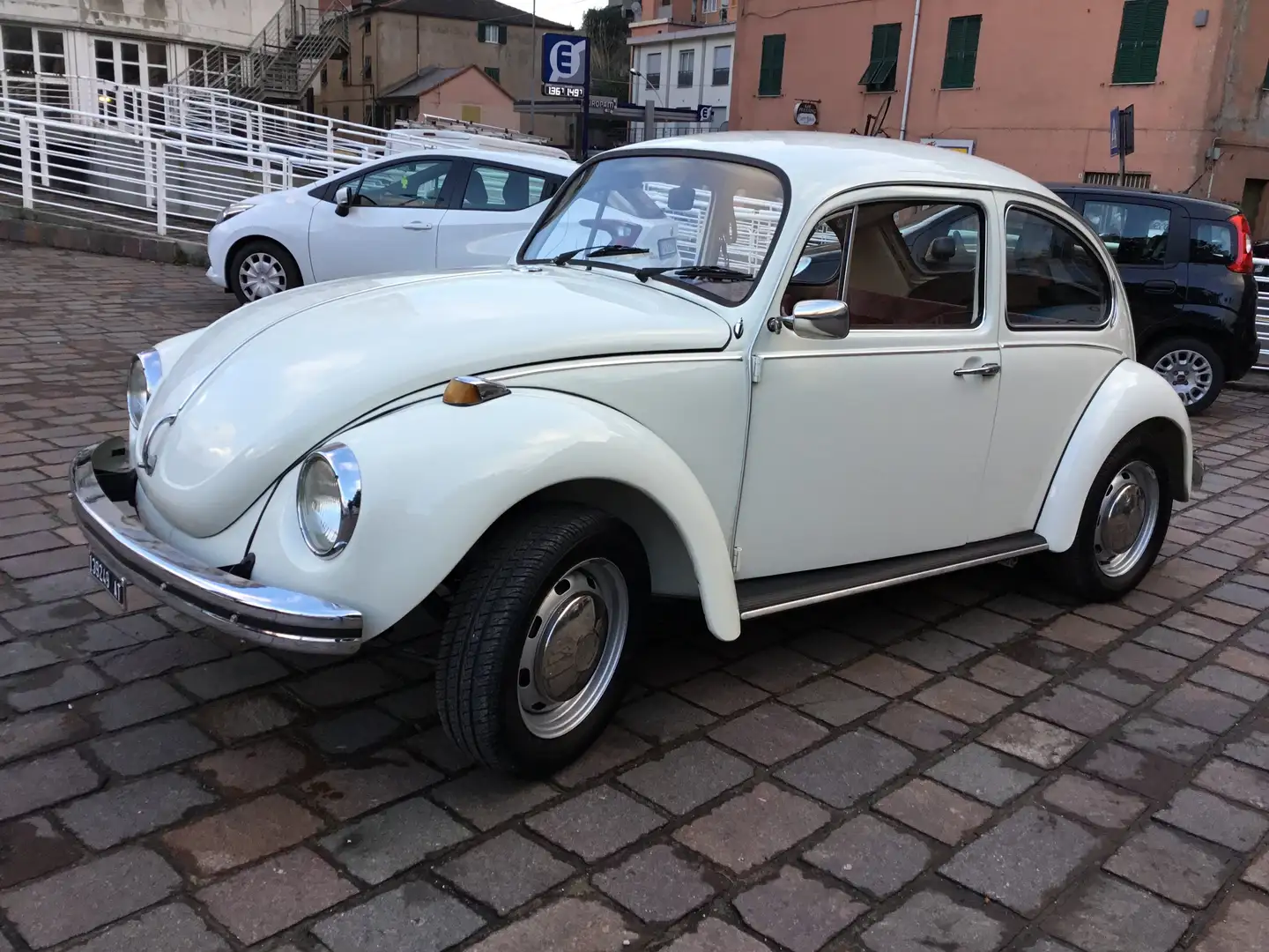 Volkswagen Maggiolino Beyaz - 2