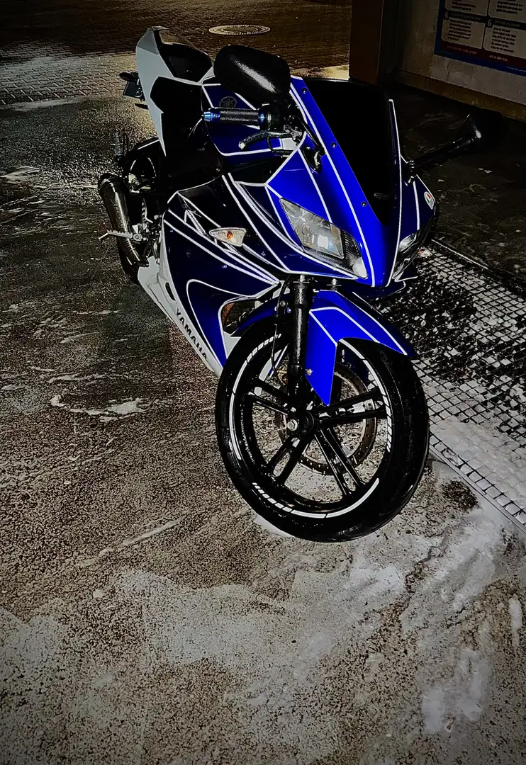 Yamaha YZF-R125 Valentino Rossi Limited Edition Albastru - 2
