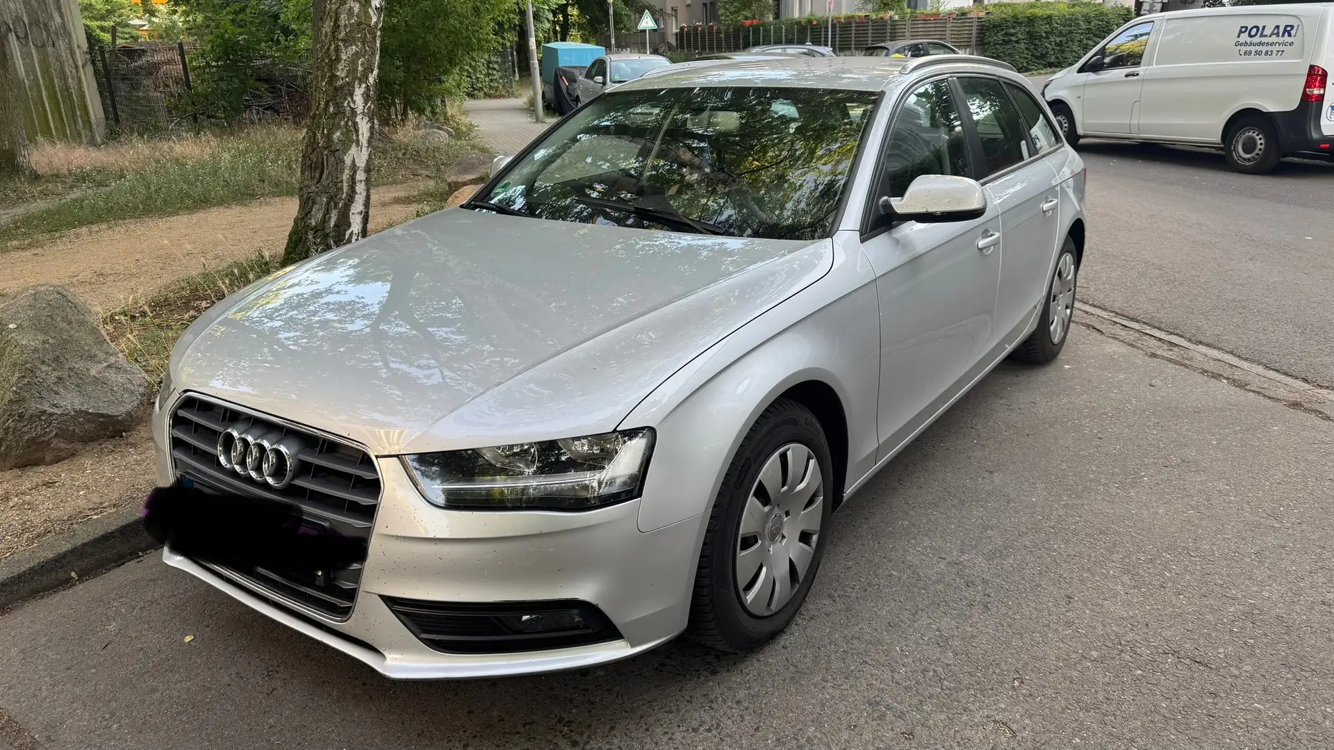 Audi A4 Avant 2.0 TDI DPF Ambiente - 1