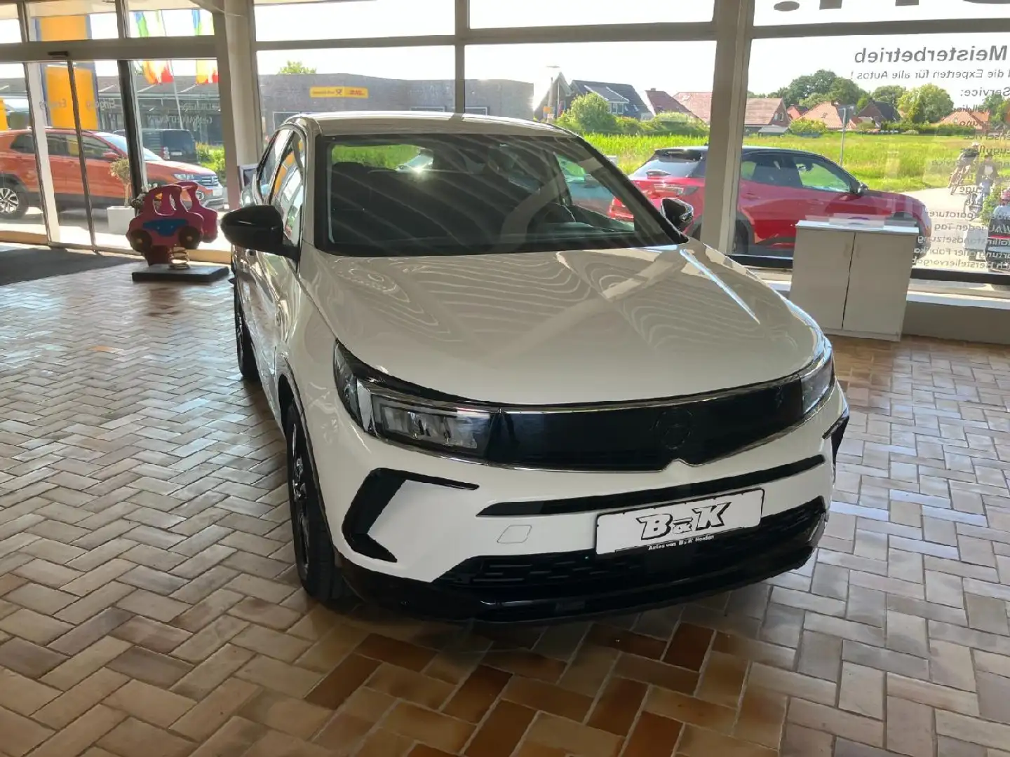 Opel Grandland GS Line Weiß - 2