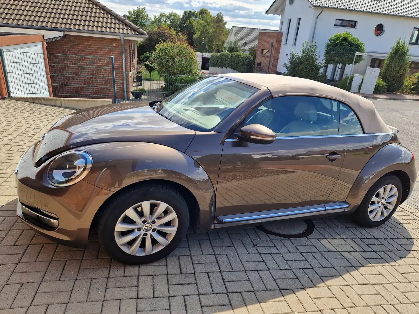 Volkswagen Beetle The Beetle Cabriolet 2.0 TDI DSG Exclusive Design - 1