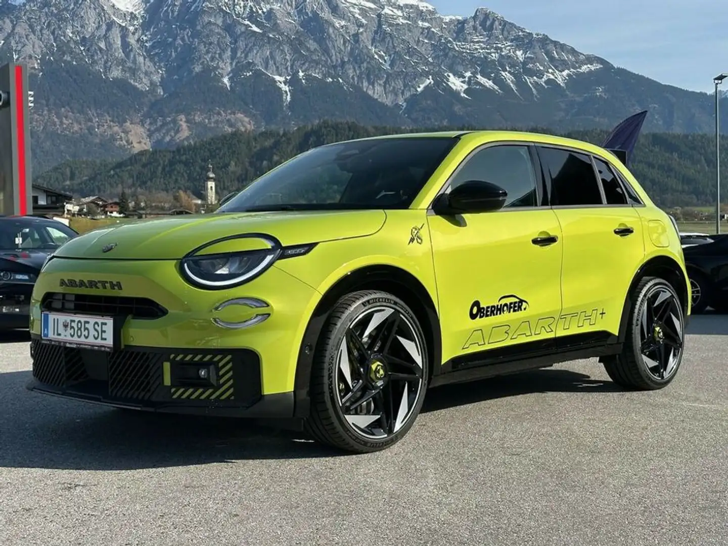 Abarth 600e Scorpionissima 54kWh 280PS Grün - 2
