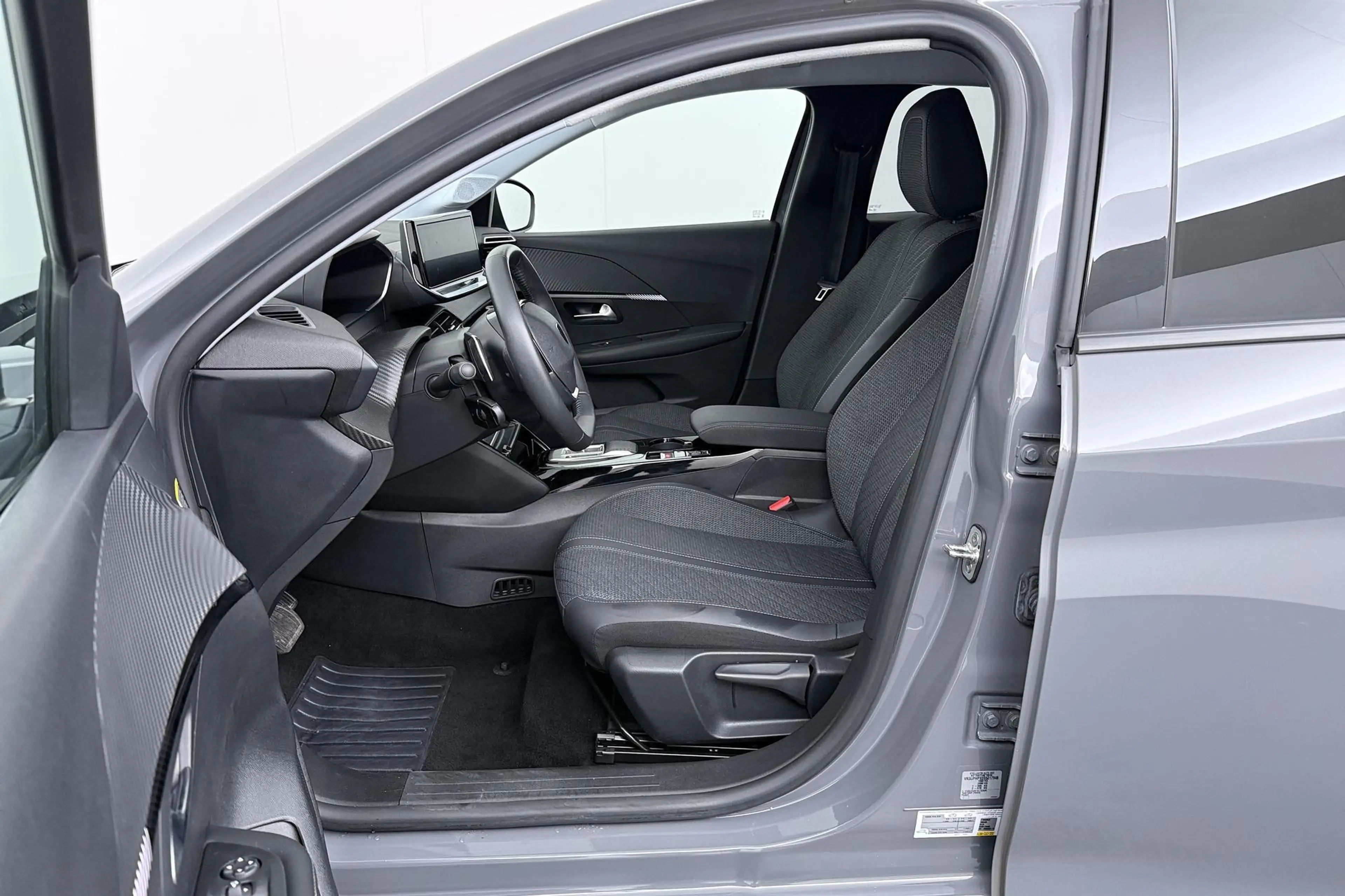 Peugeot 208 1.2 110pk Hybrid e-DCS6 Allure Automaat | Apple Ca — photo 15