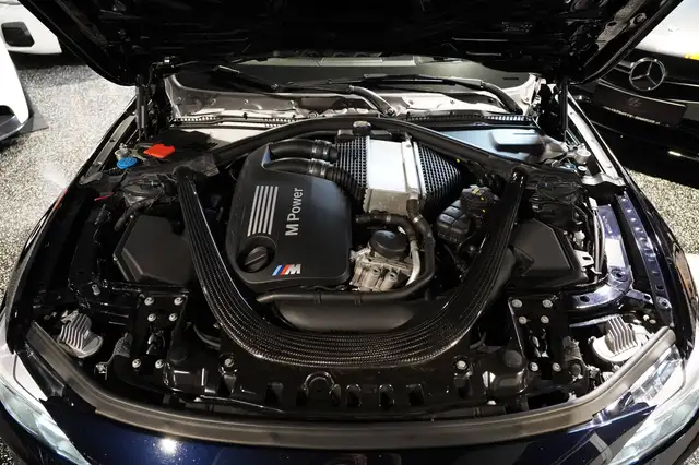 BMW M4 F82 Competition *INDIVIDUAL*KERAMIK*OHNE OPF* Ansicht 41