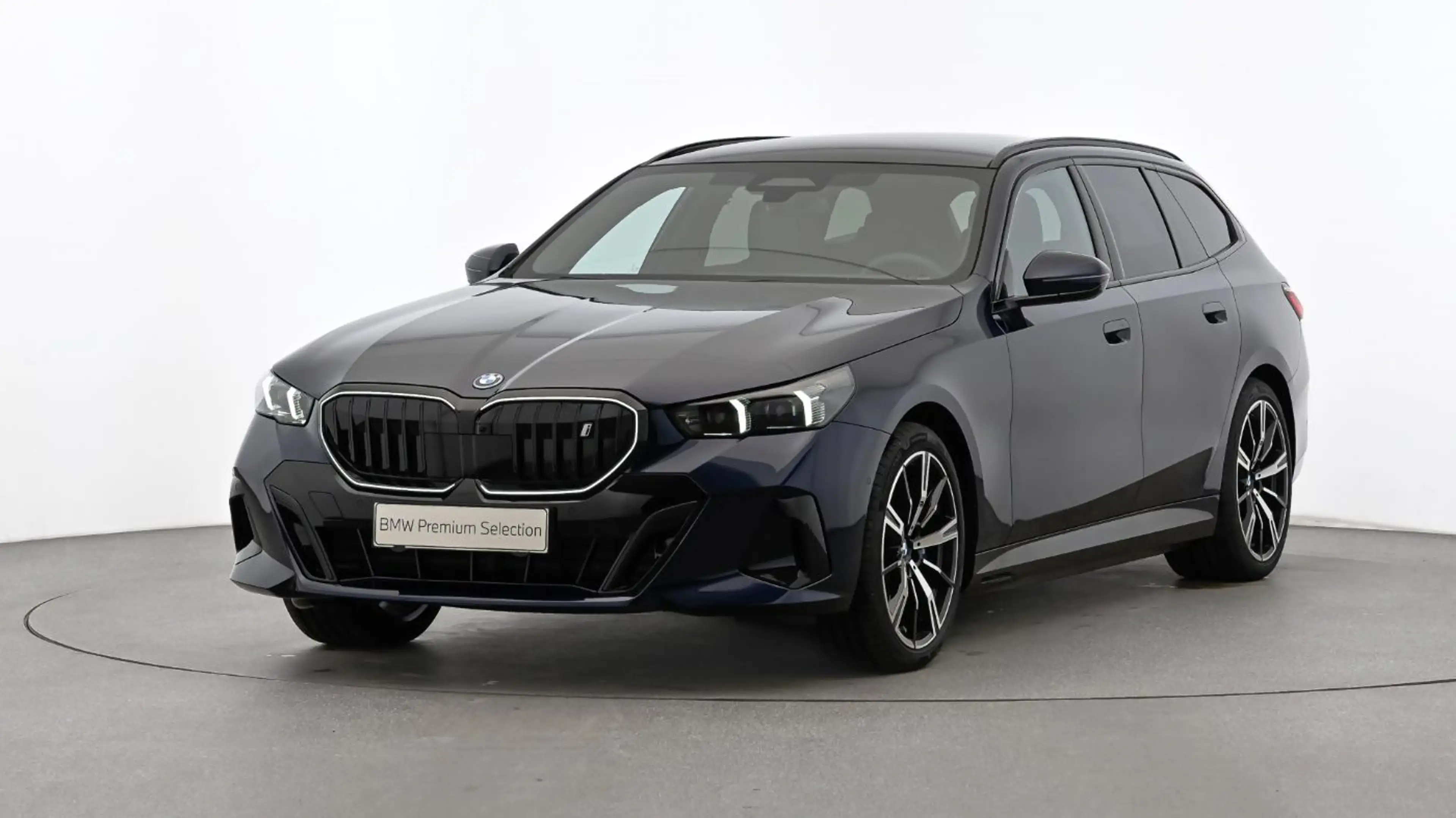 BMW i5 Touring Touring xDrive 40 M-Sport xDrive KAM — photo 2