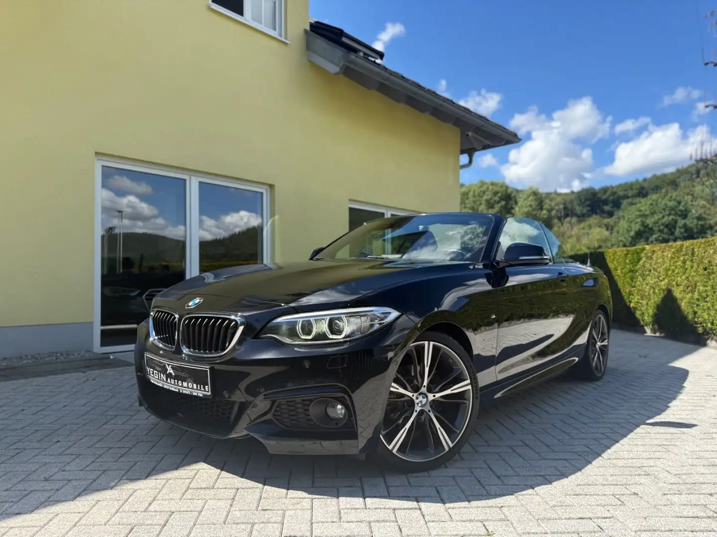 BMW 218 i Cabrio M-Sportpaket Tempomat-Ambiente-PDC Schwarz - 2