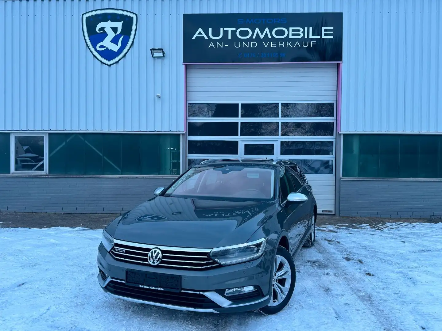 Volkswagen Passat Alltrack DSG 4MOT/HUp/KAM/PAN/ACC/AHK/ Silber - 1