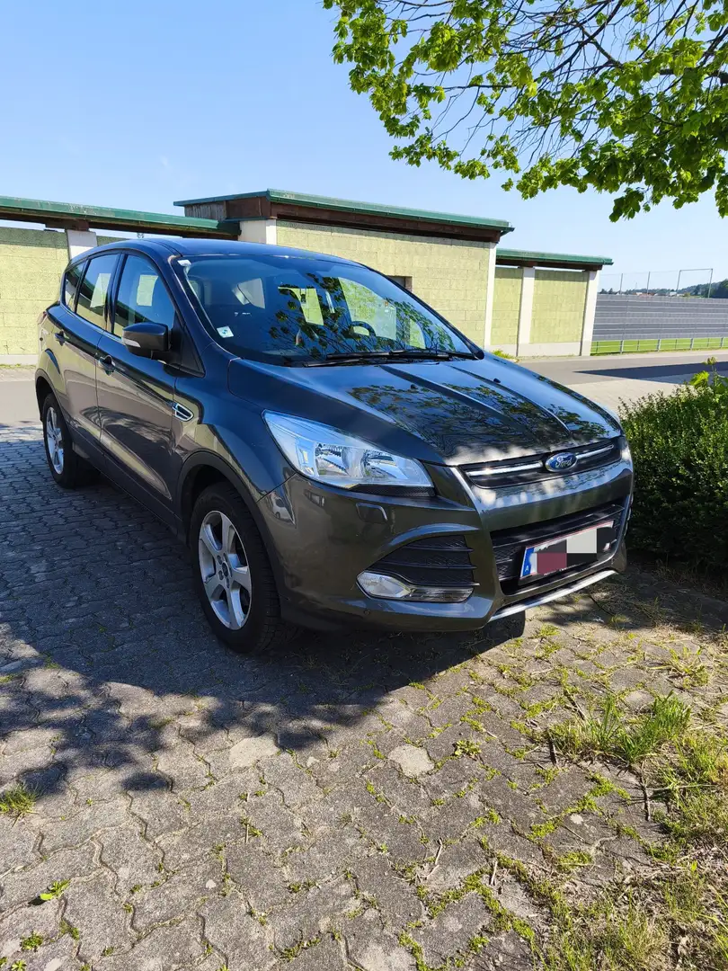 Ford Kuga 2,0 TDCi Trend - 1